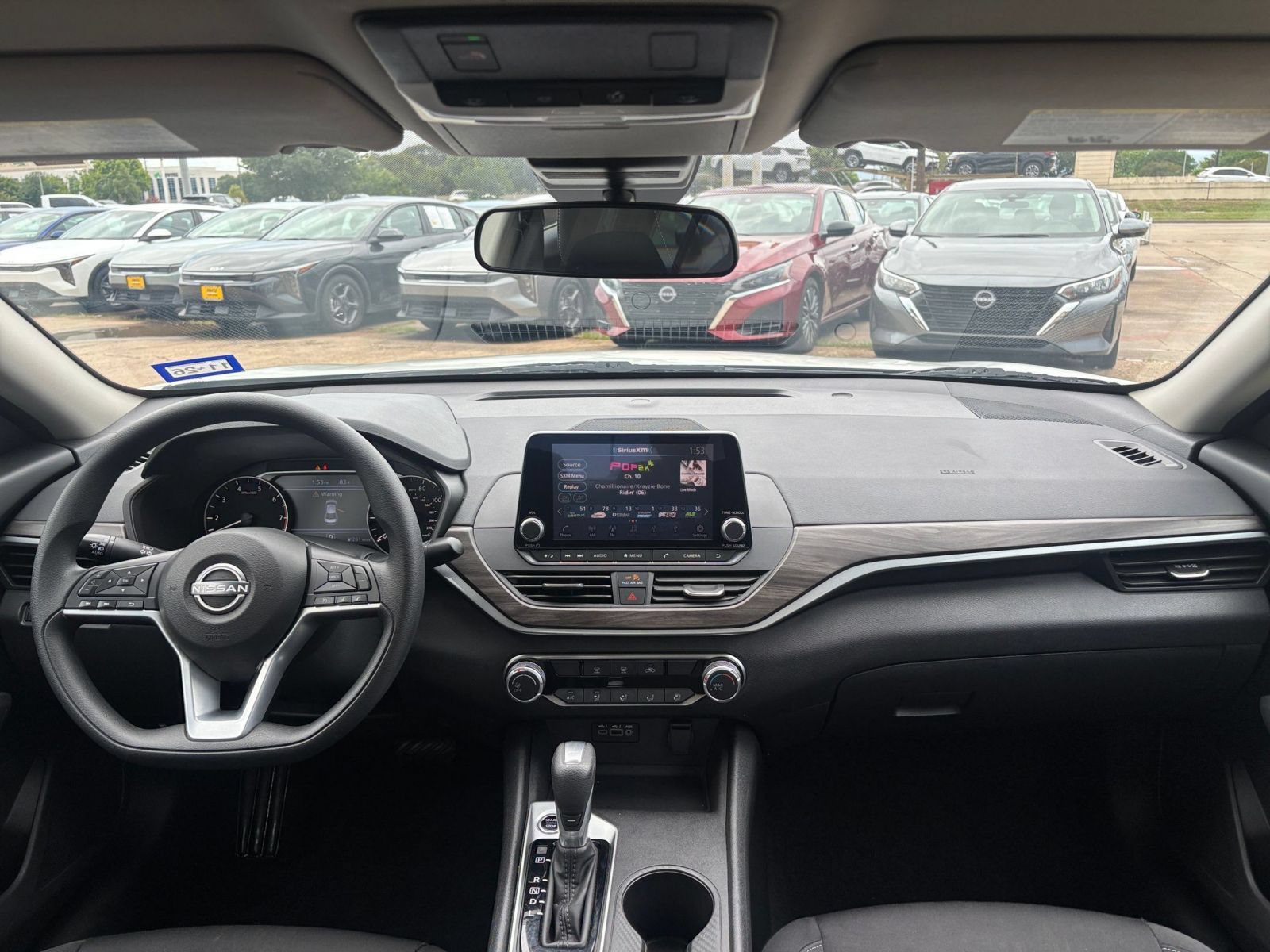 Thumbnail: 2025 Nissan Altima - 27