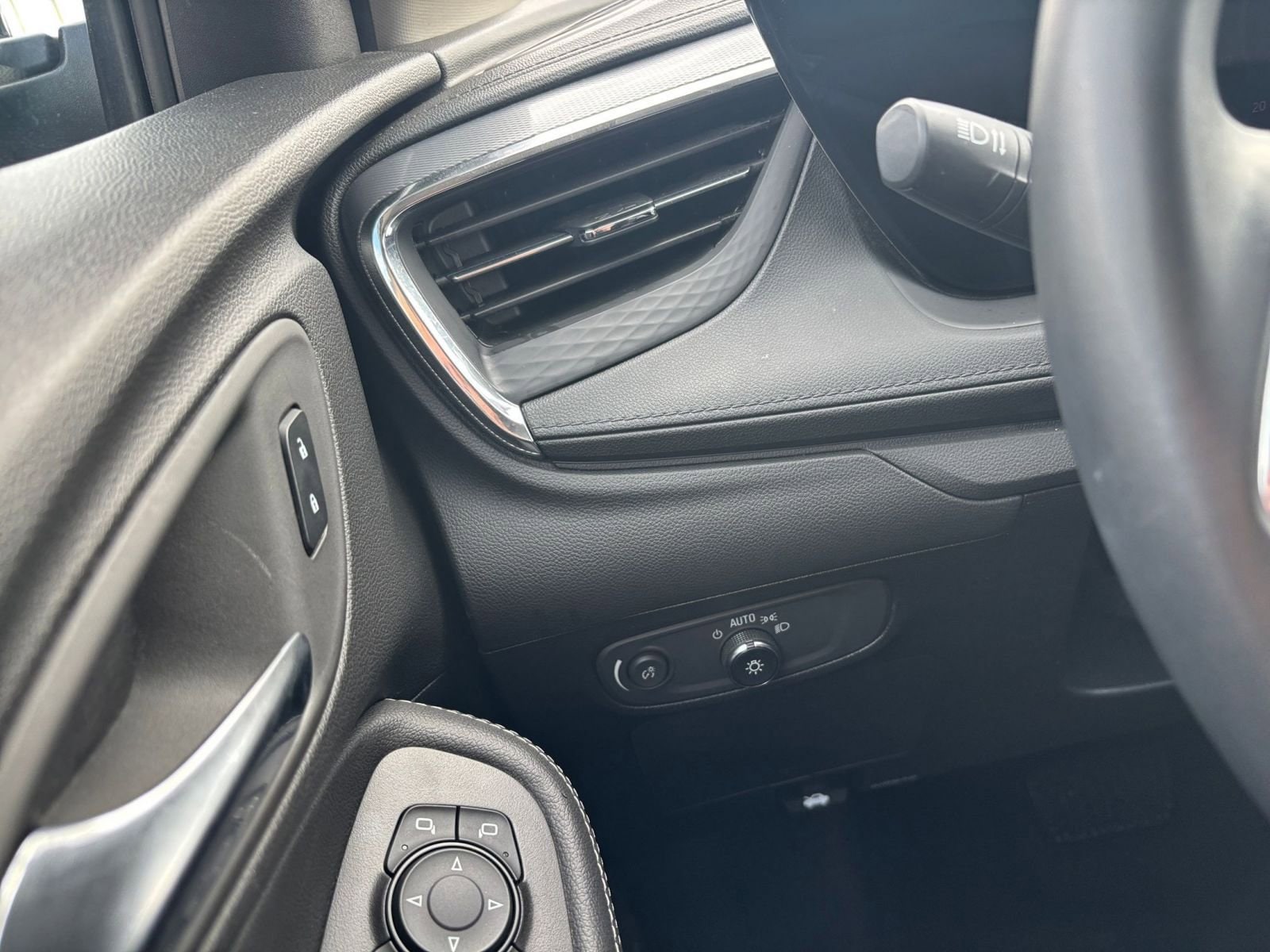 Thumbnail: 2025 Buick Encore GX - 33