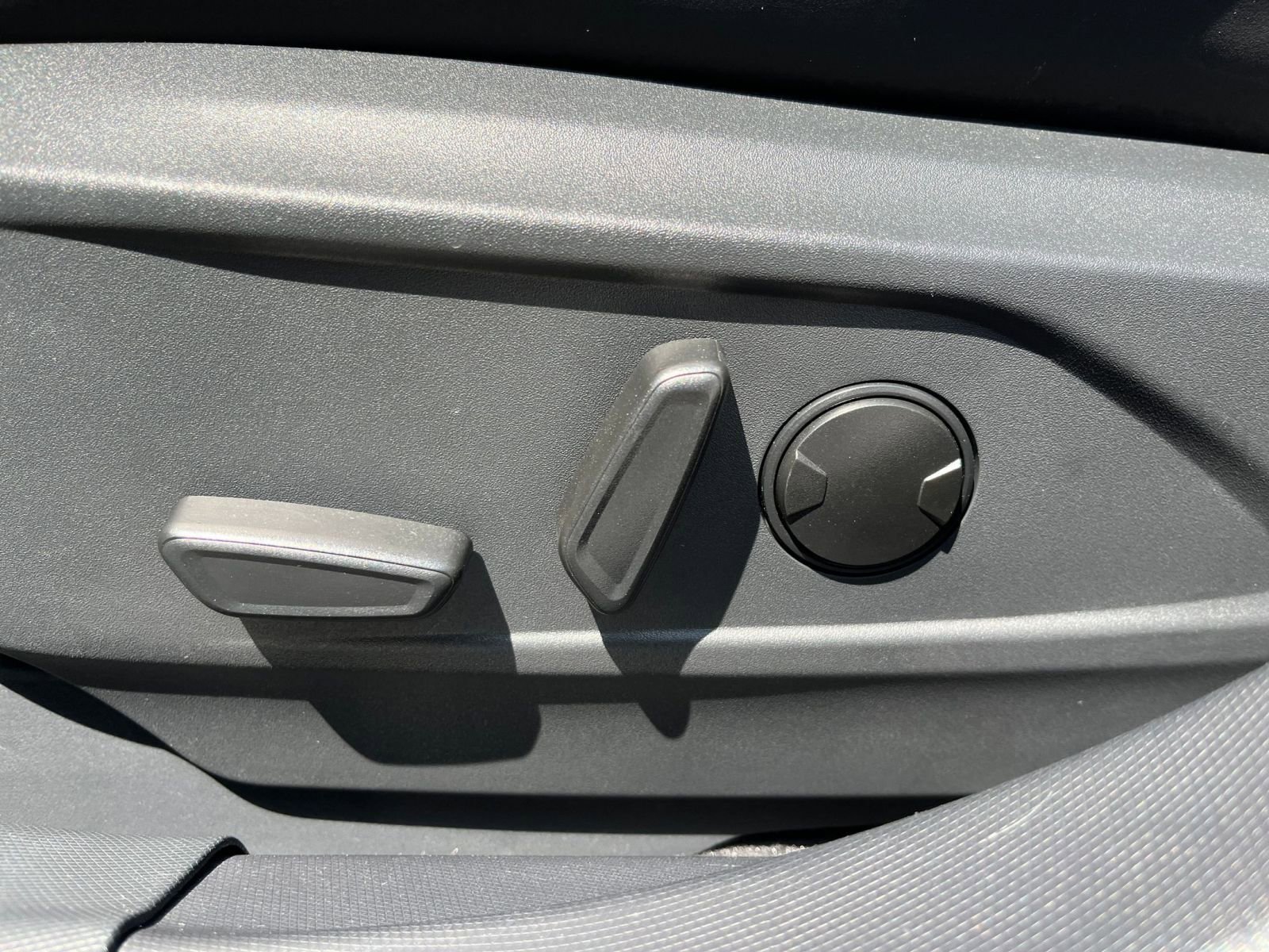 Thumbnail: 2023 Ford Mustang Mach-E - 27