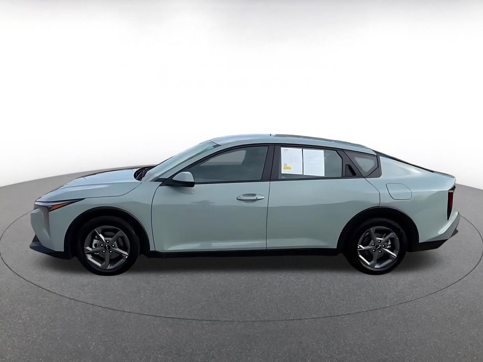 Thumbnail: 2025 Kia K4 - 9