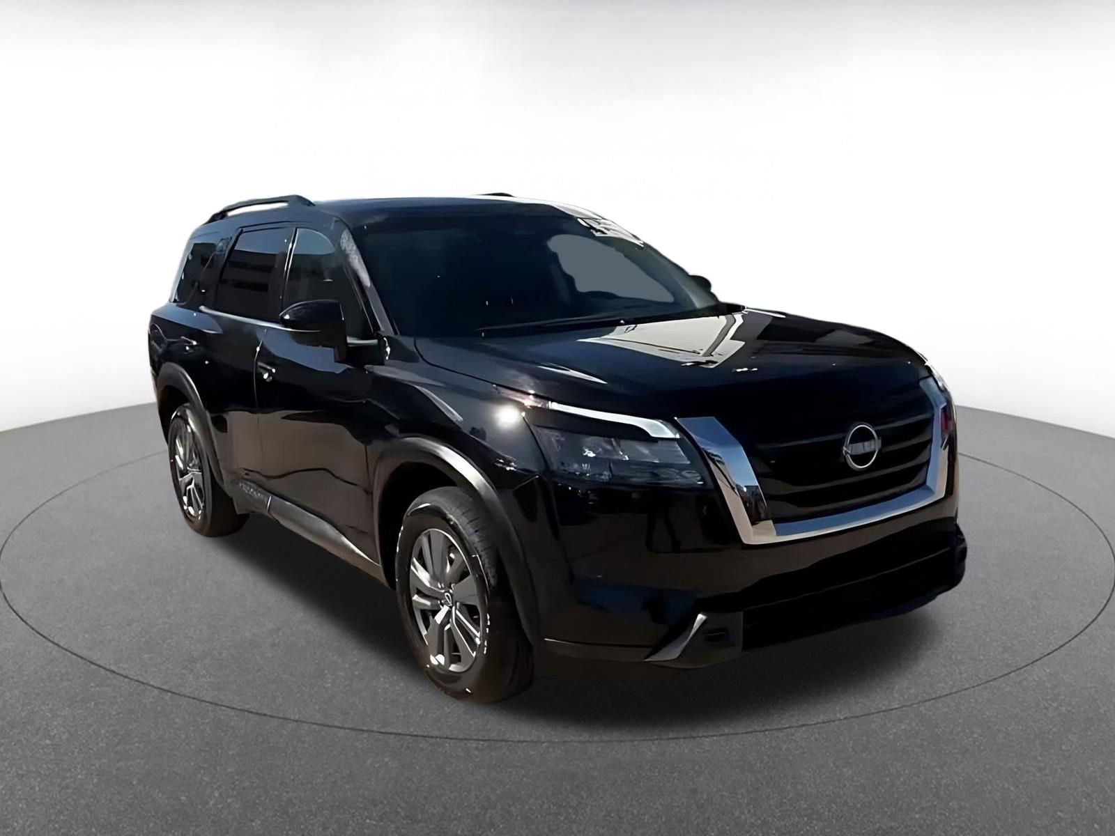 Thumbnail: 2025 Nissan Pathfinder - 3