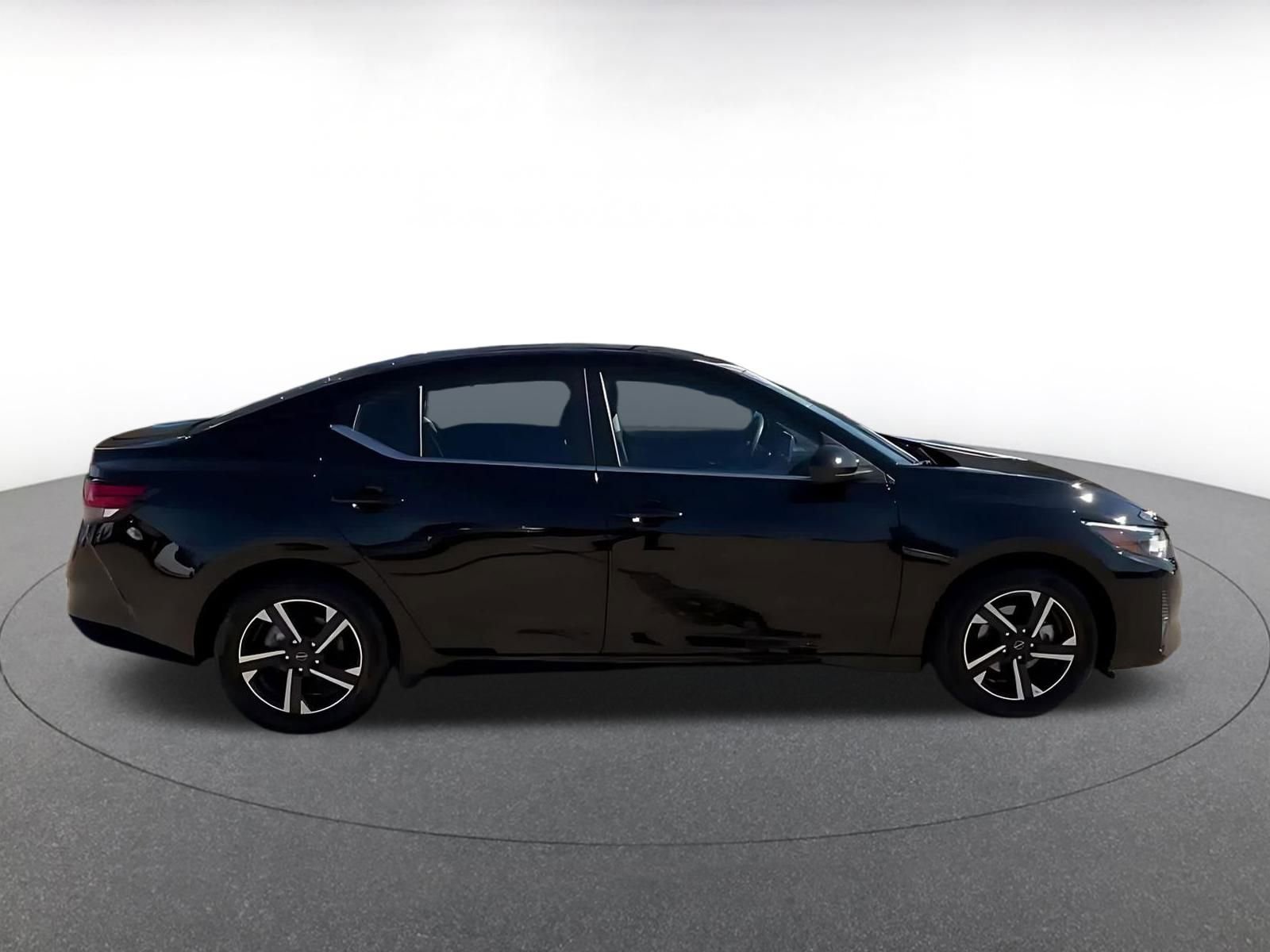 Thumbnail: 2025 Nissan Sentra - 14