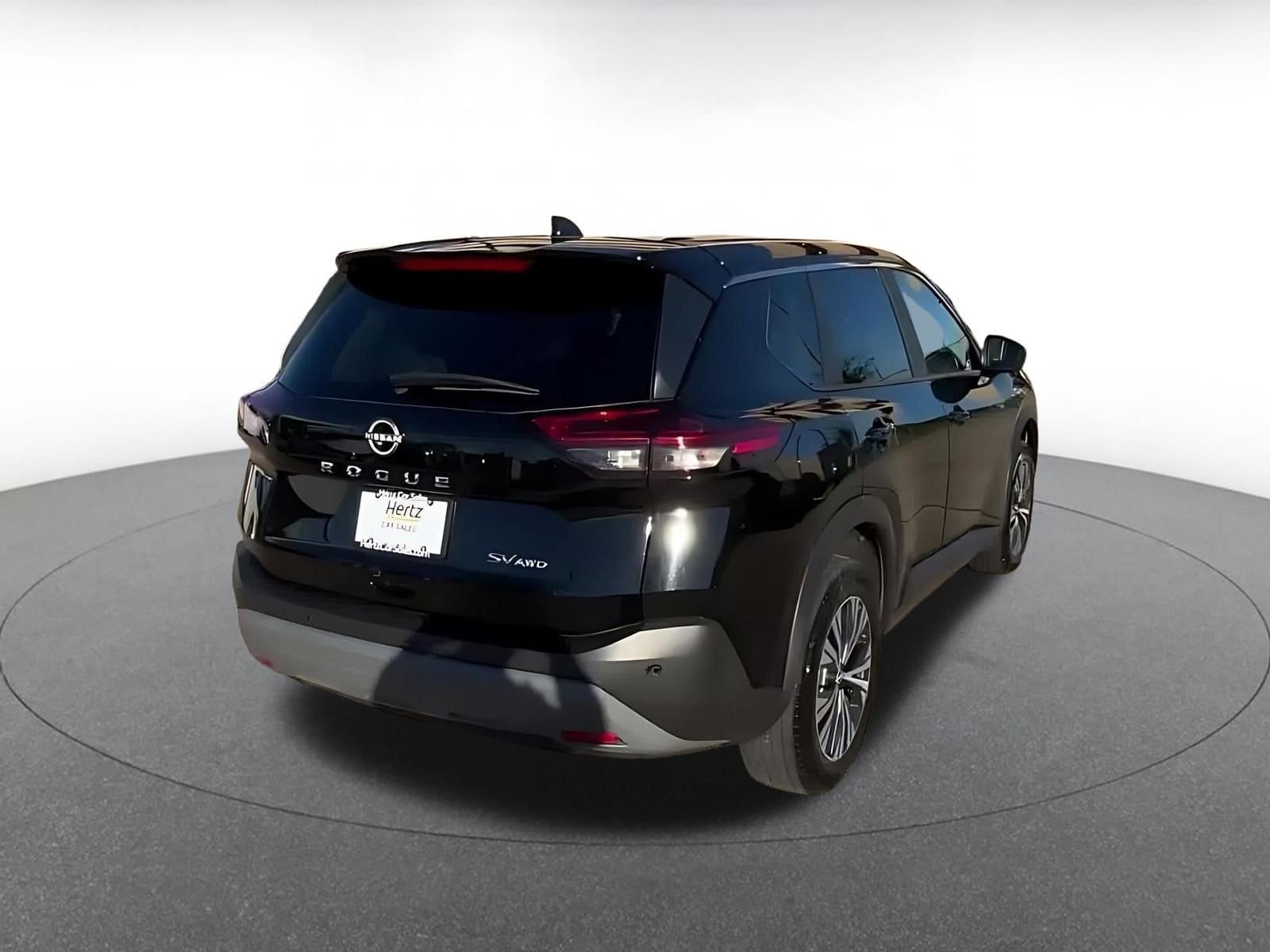 Thumbnail: 2023 Nissan Rogue - 12