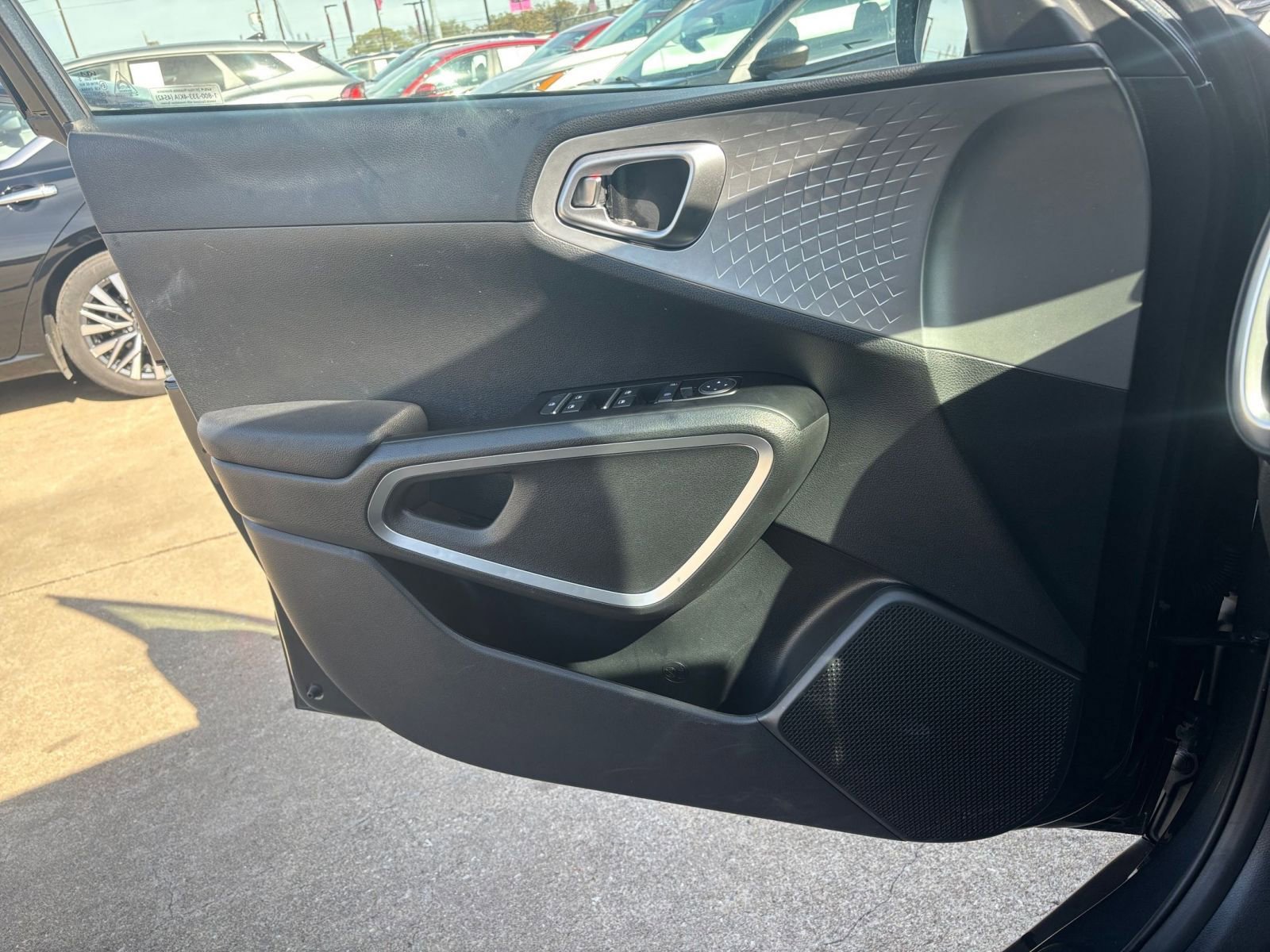 Thumbnail: 2025 Kia Soul - 18