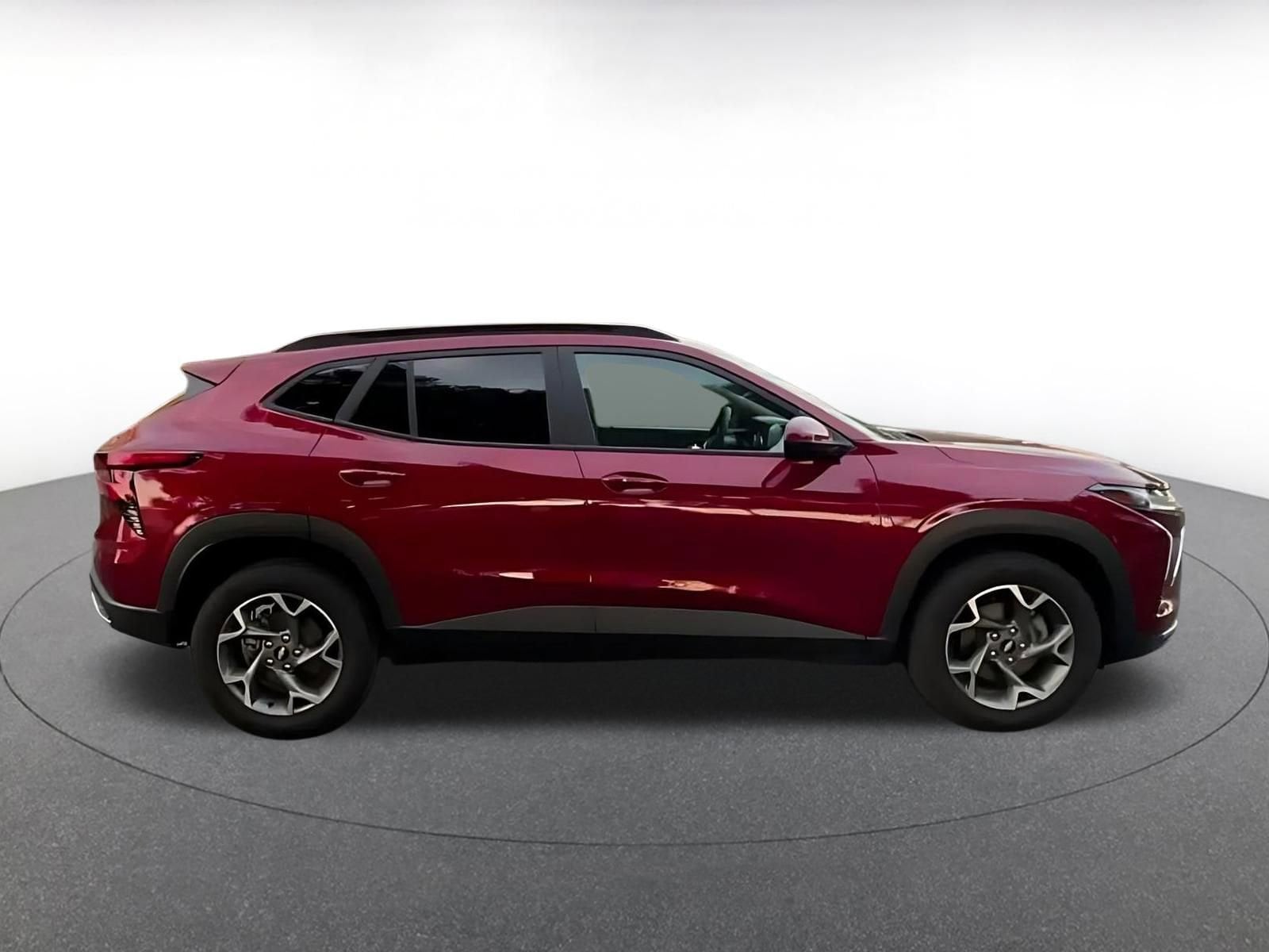 Thumbnail: 2025 Chevrolet Trax - 16