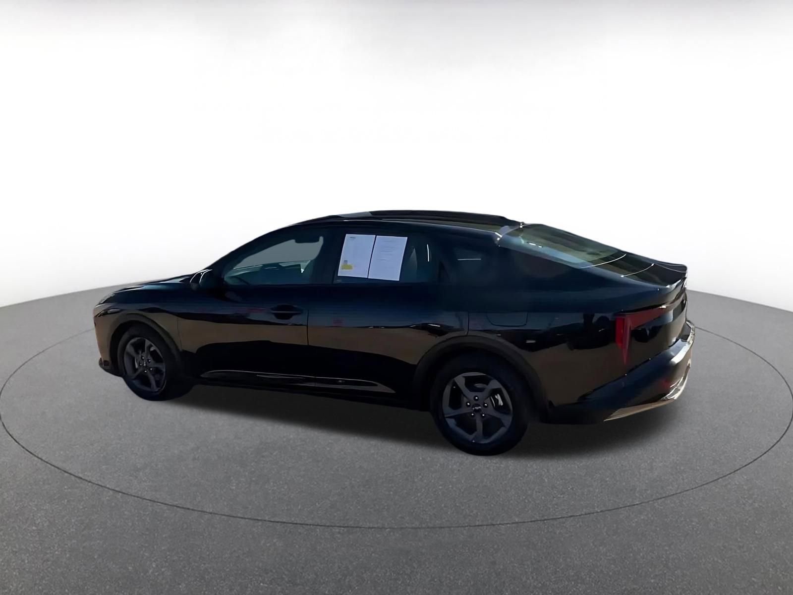 Thumbnail: 2025 Kia K4 - 9