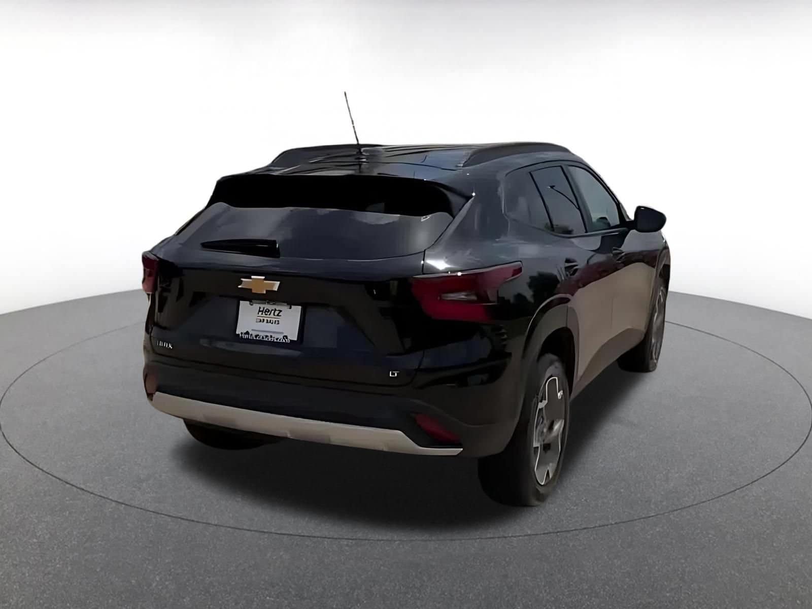 Thumbnail: 2025 Chevrolet Trax - 15