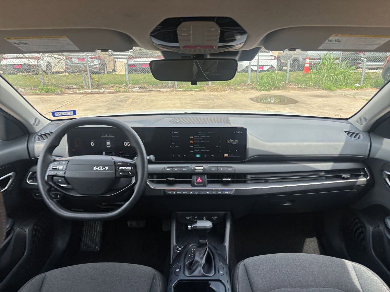 Thumbnail: 2025 Kia K4 - 32