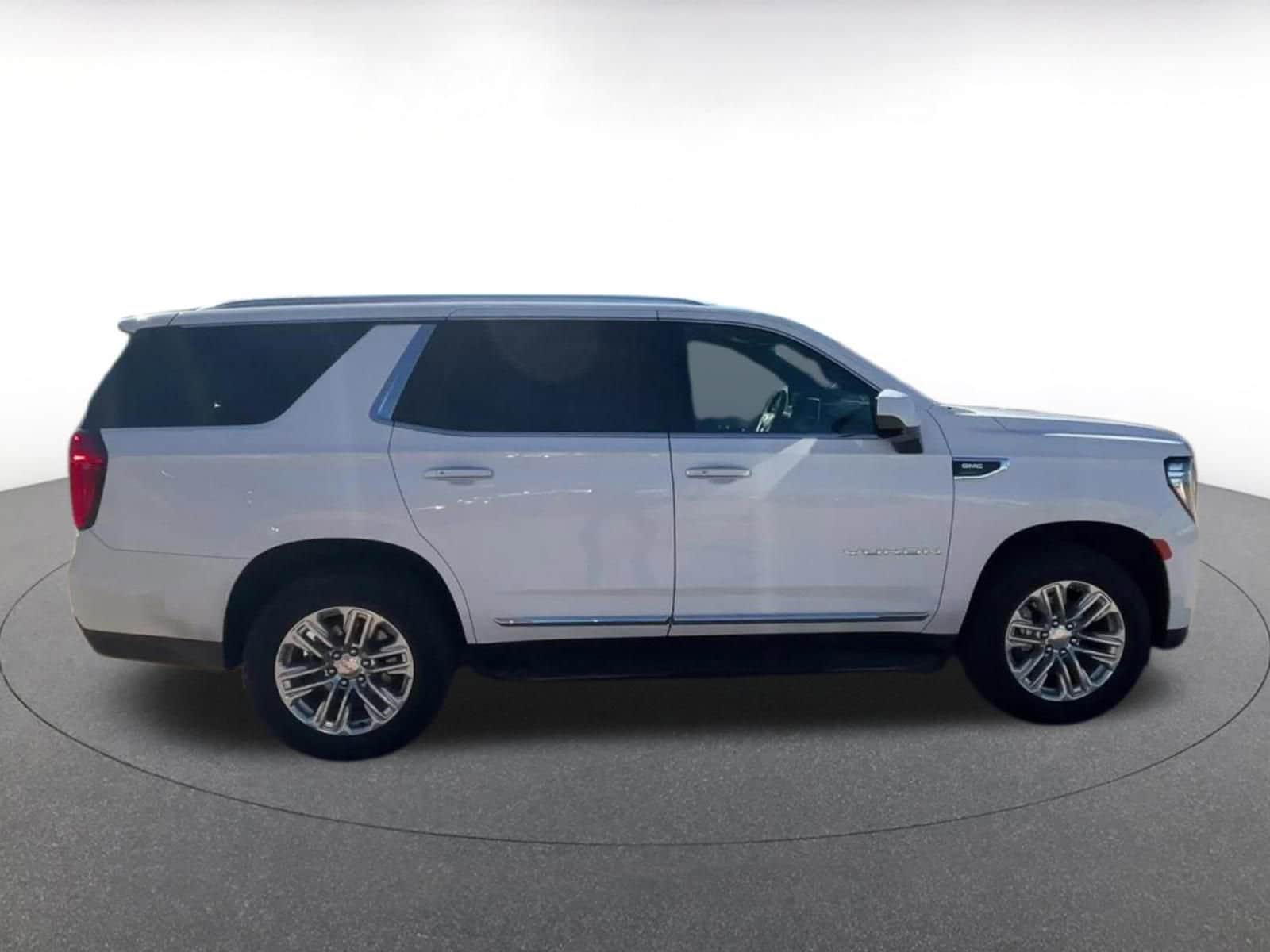 Thumbnail: 2024 GMC Yukon - 16