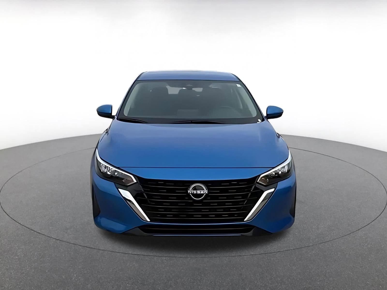 Thumbnail: 2025 Nissan Sentra - 4