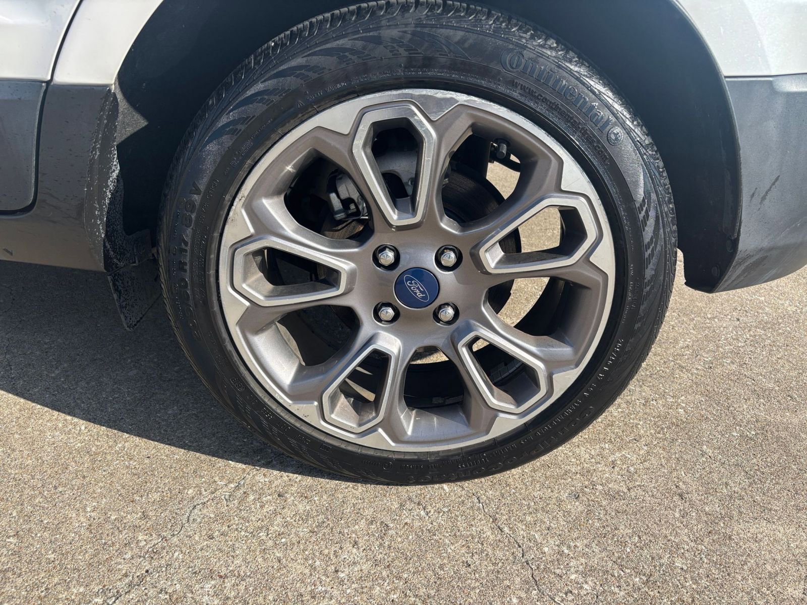 Thumbnail: 2018 Ford EcoSport - 28
