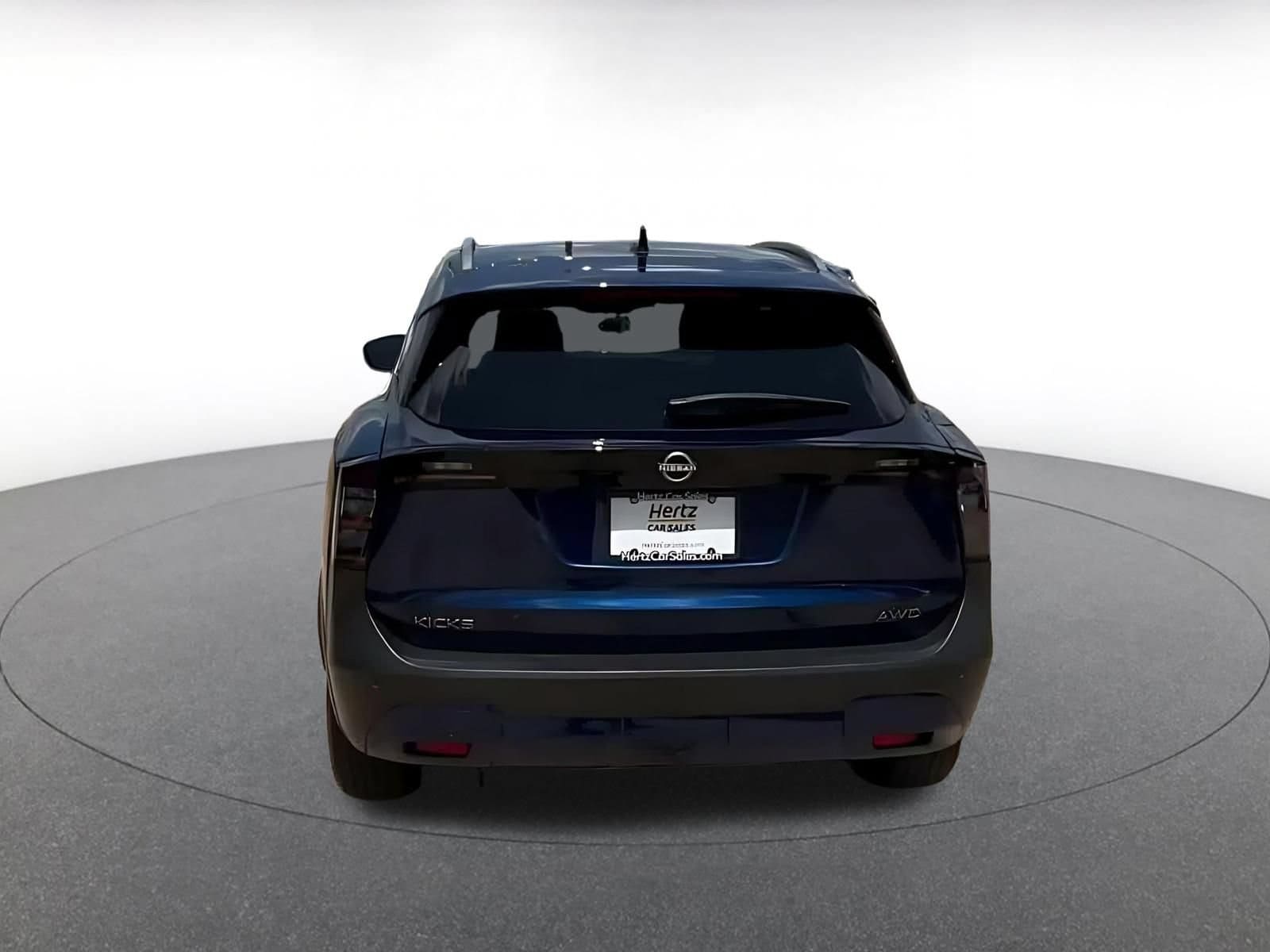 Thumbnail: 2026 Nissan Kicks - 10
