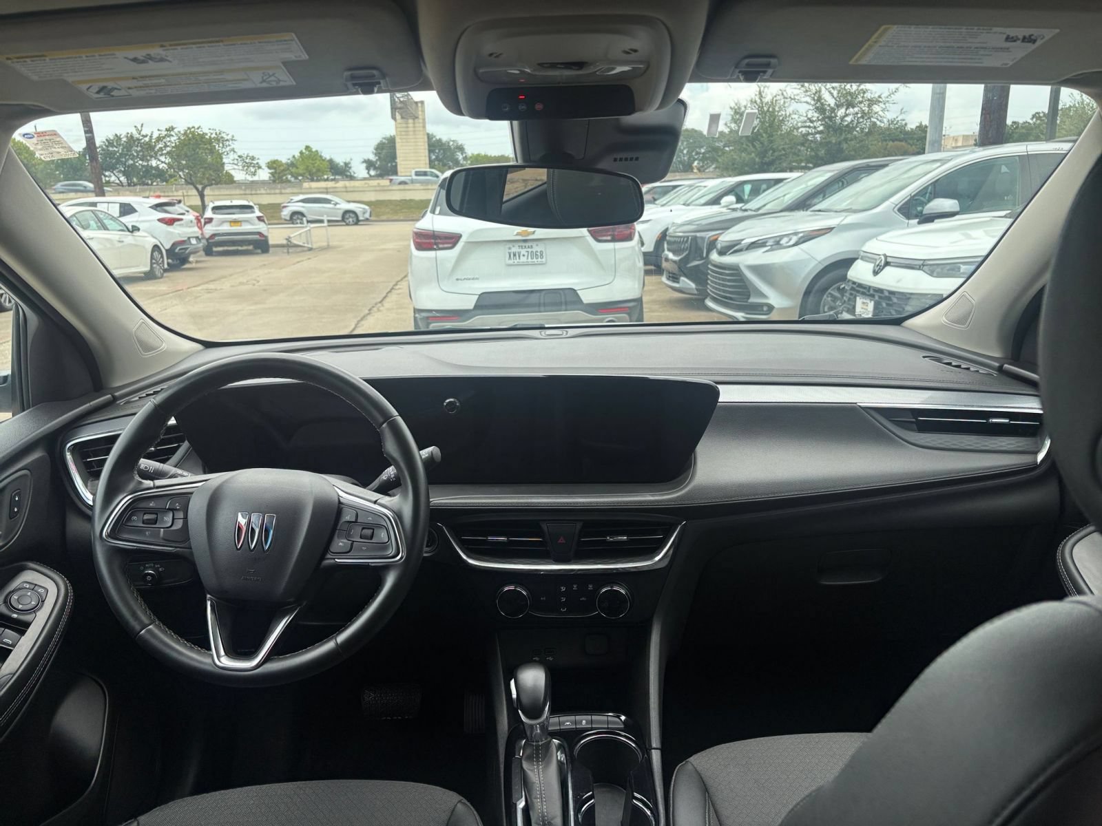 Thumbnail: 2025 Buick Encore GX - 31