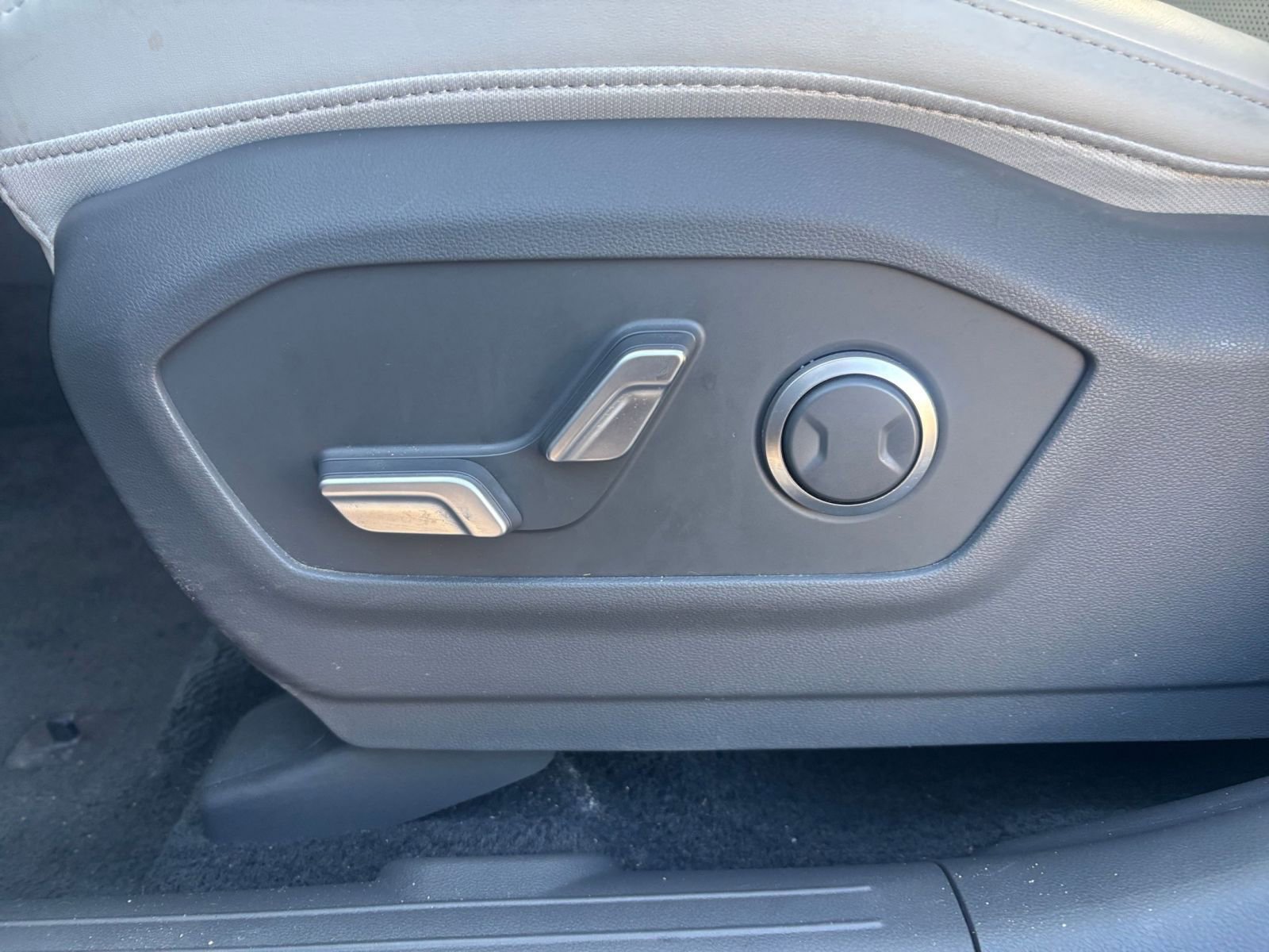 Thumbnail: 2025 Hyundai Santa Fe - 22