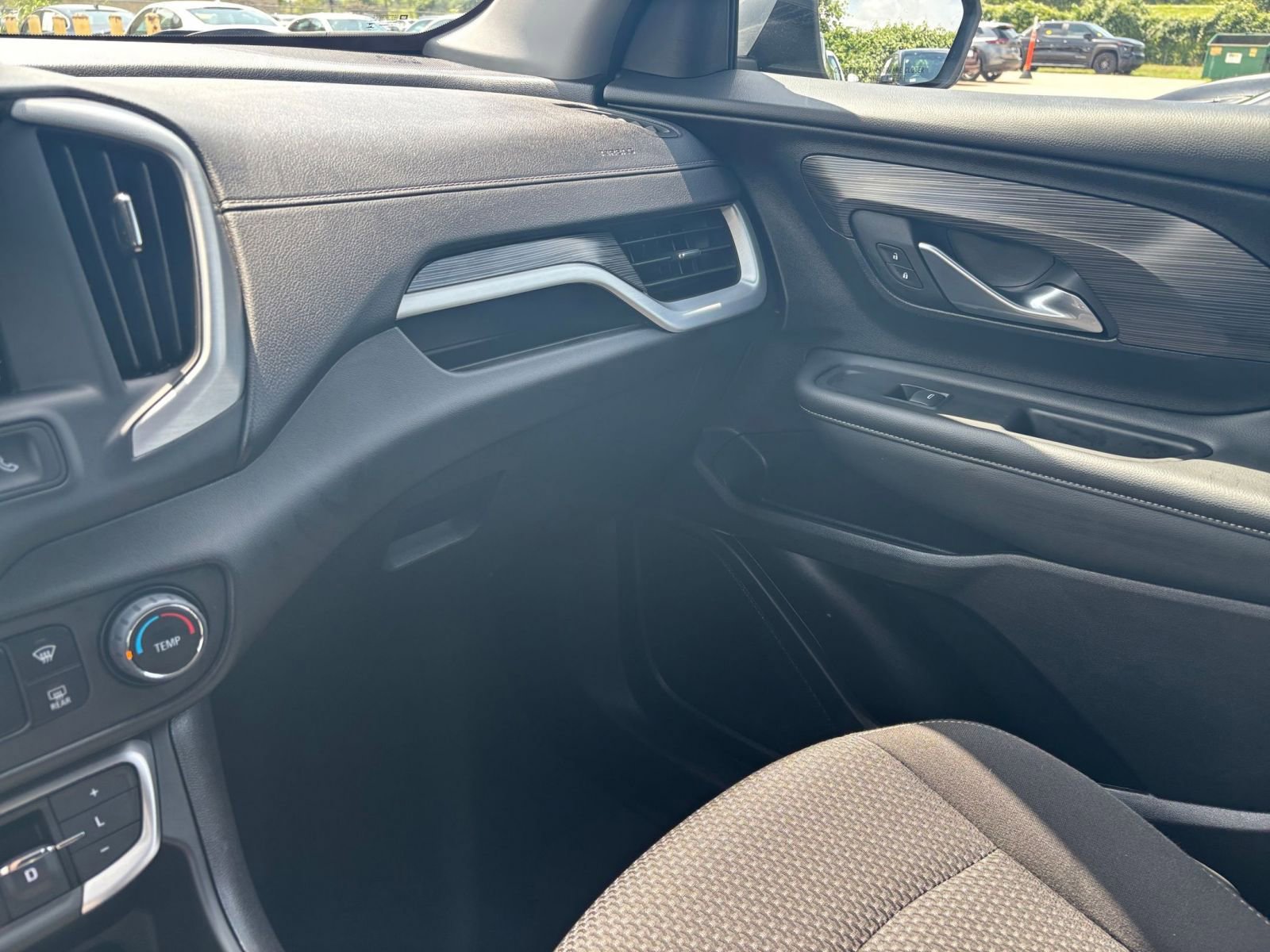 2024 GMC Terrain SLE 29