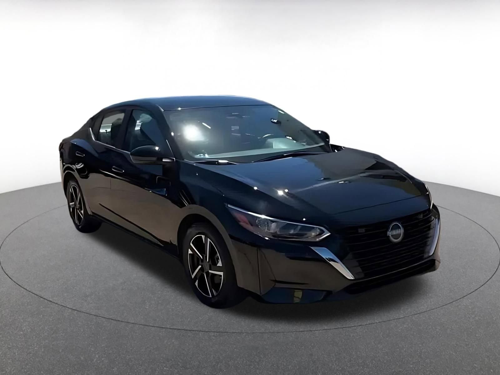 Thumbnail: 2025 Nissan Sentra - 2