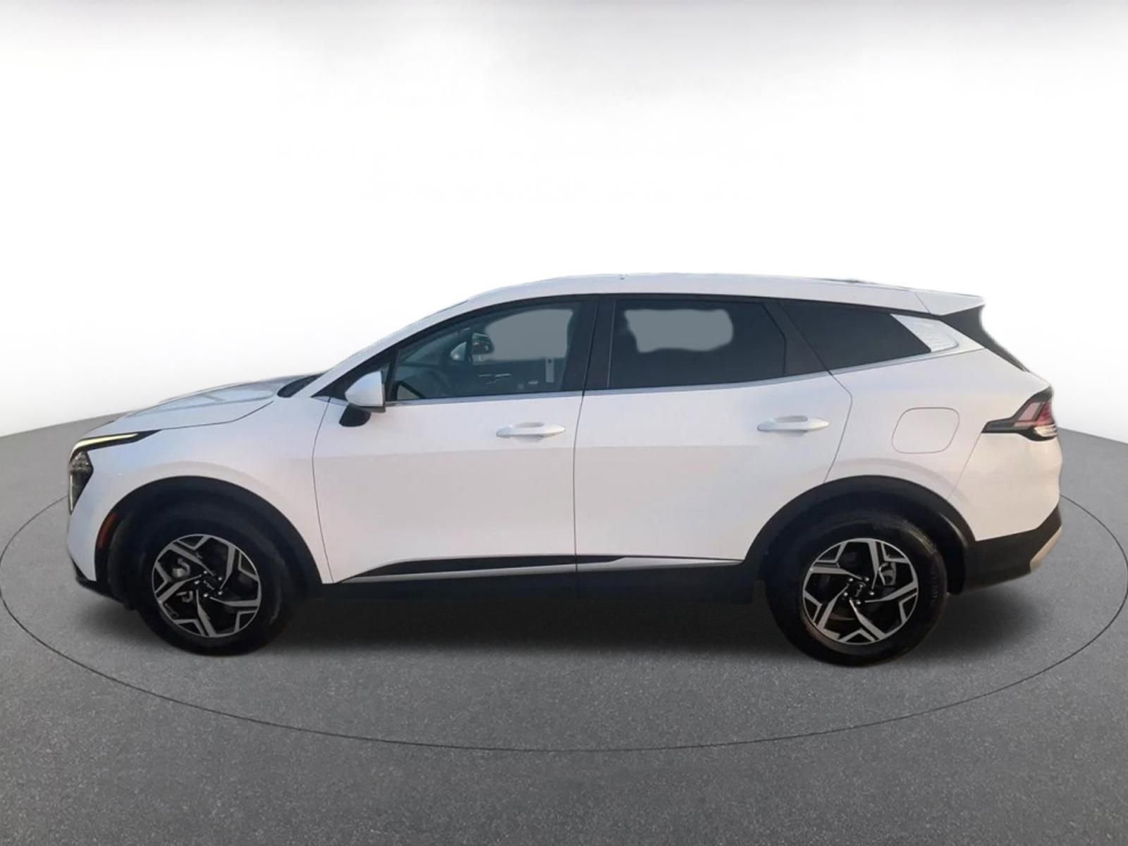 Thumbnail: 2025 Kia Sportage - 9