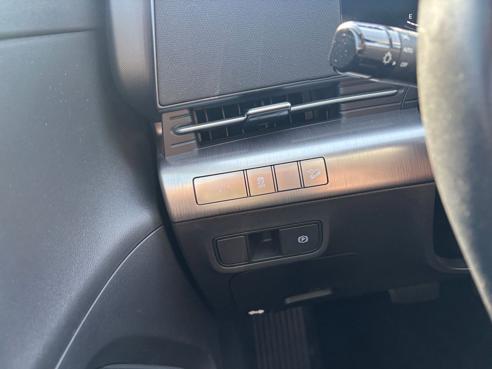 Thumbnail: 2025 Hyundai Kona - 35