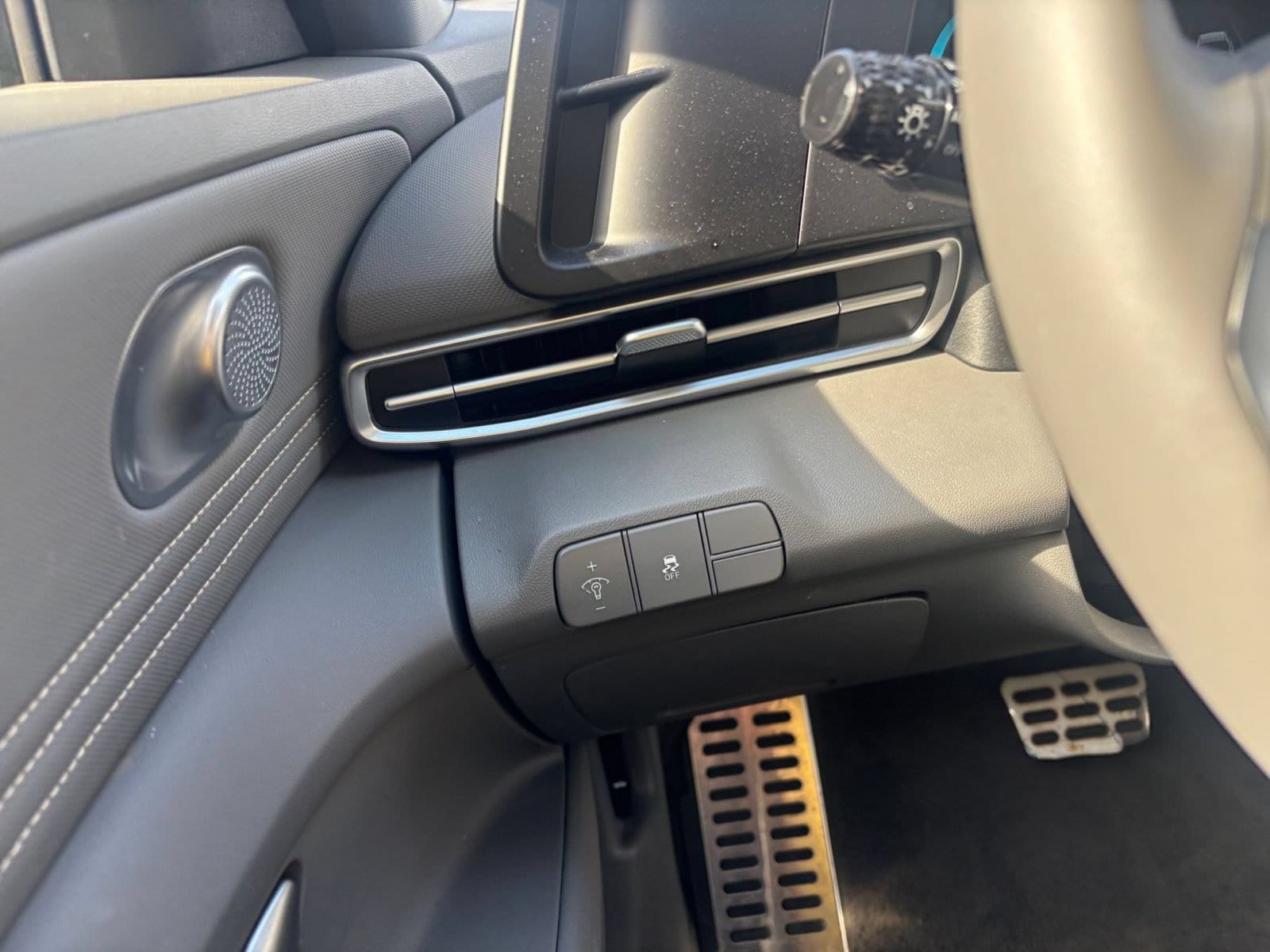 Thumbnail: 2026 Hyundai Elantra - 32