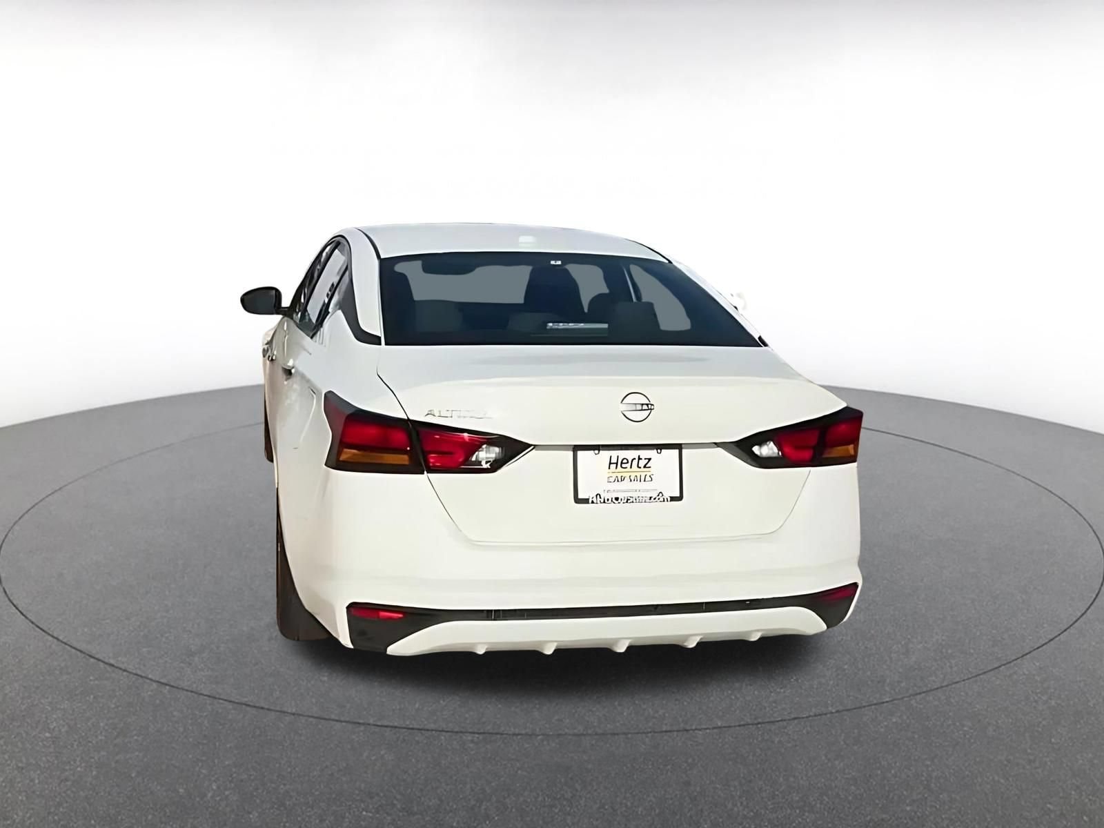 Thumbnail: 2025 Nissan Altima - 12