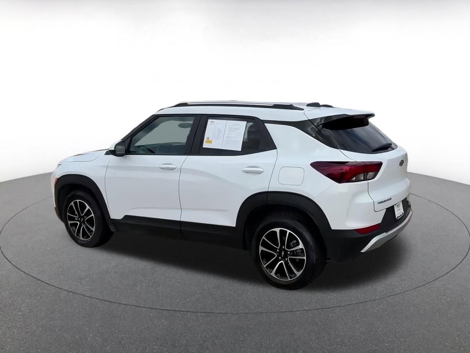 Thumbnail: 2025 Chevrolet TrailBlazer - 10