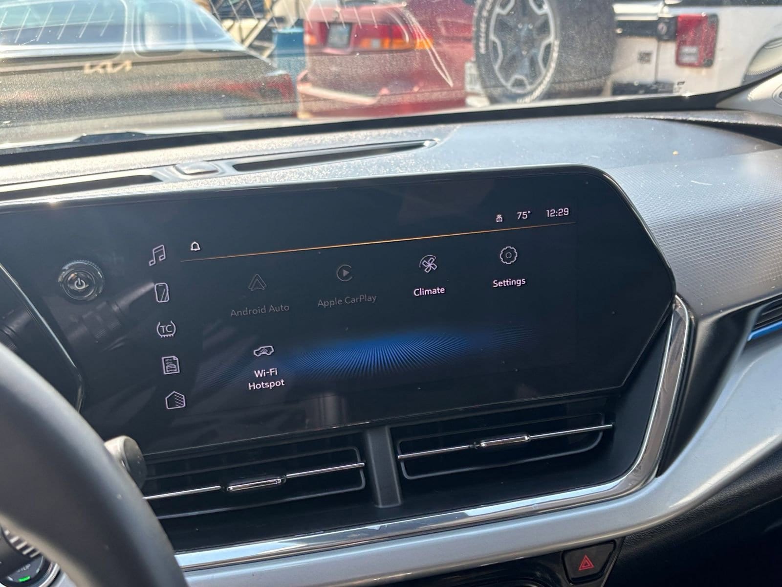 Thumbnail: 2025 Chevrolet Trax - 20