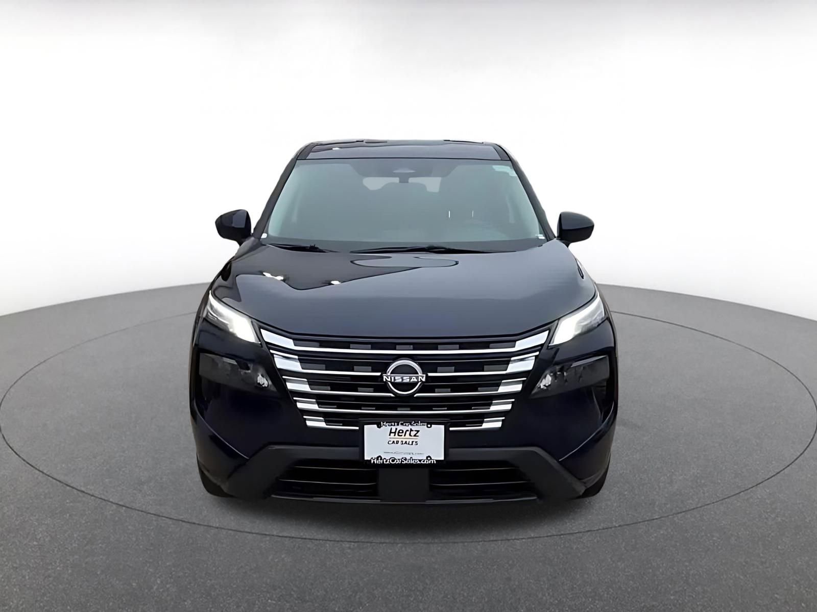 Thumbnail: 2025 Nissan Rogue - 4