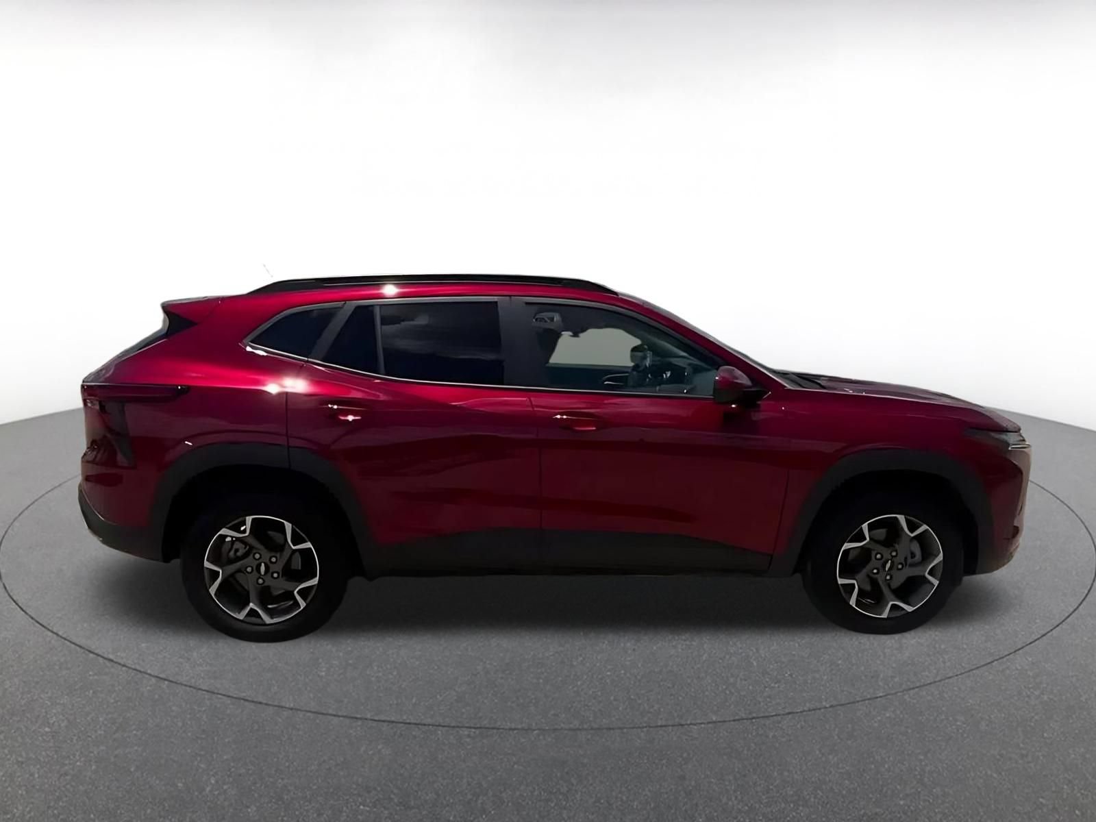 Thumbnail: 2025 Chevrolet Trax - 16