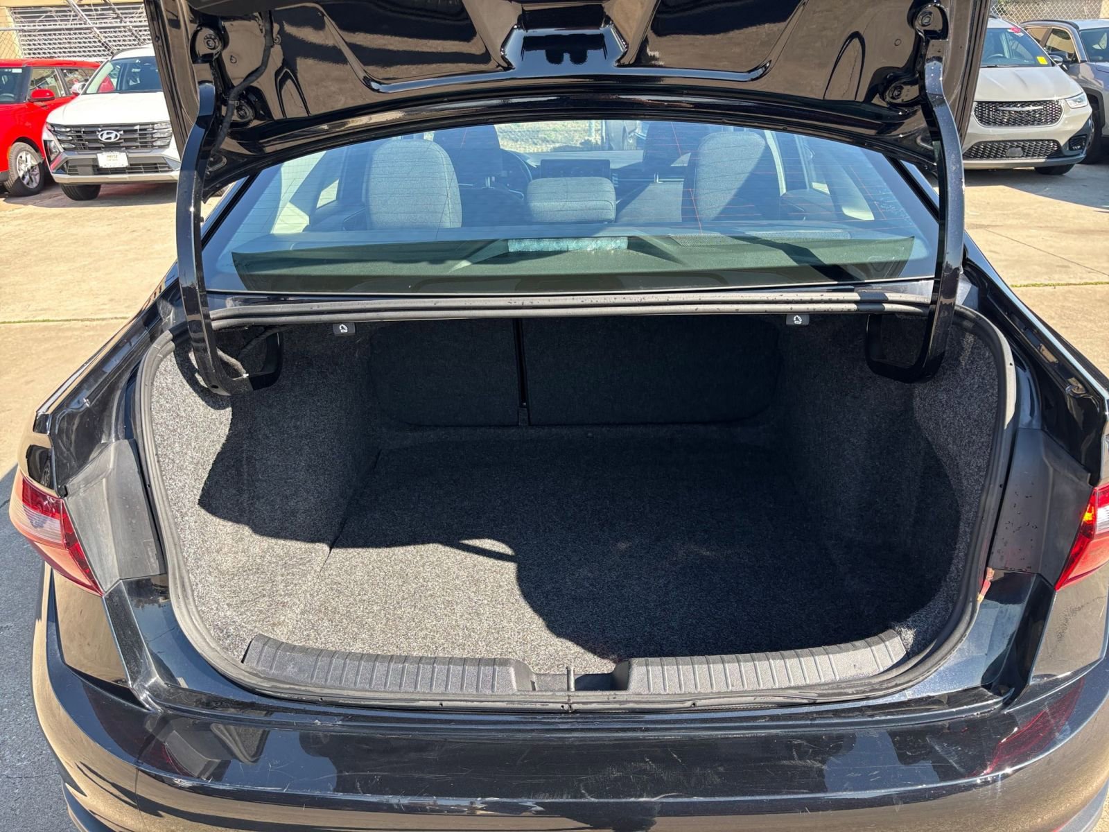 Thumbnail: 2025 Volkswagen Jetta - 29