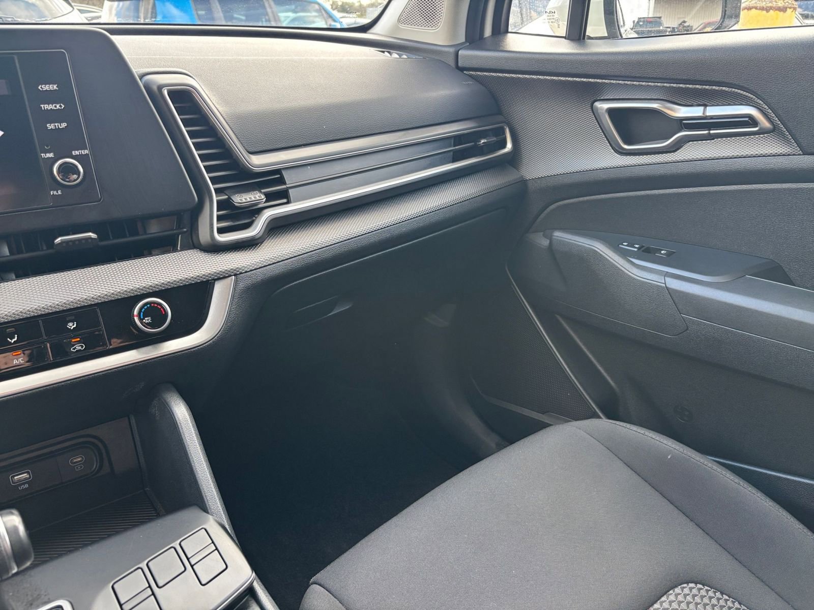 Thumbnail: 2025 Kia Sportage - 34