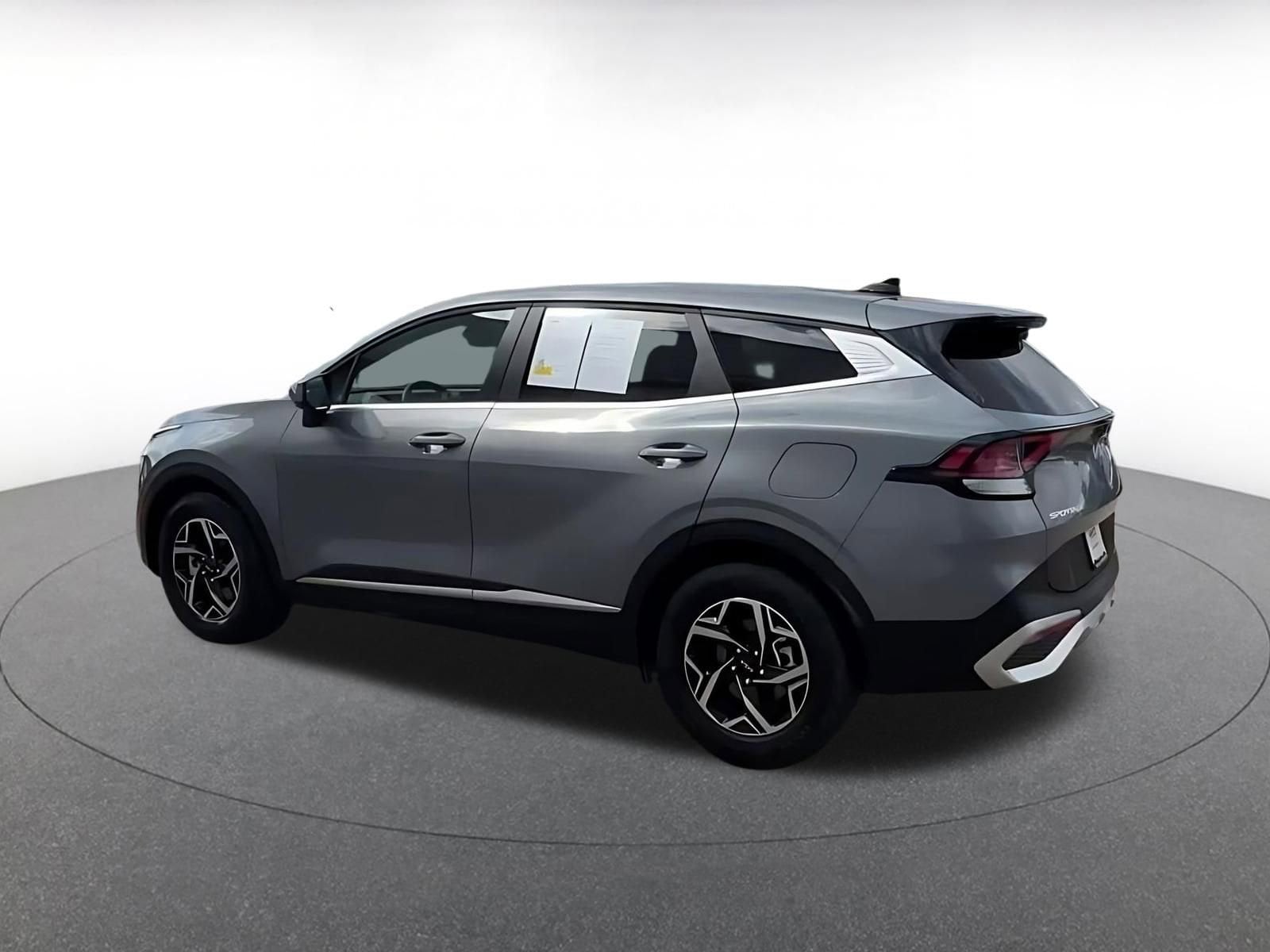 Thumbnail: 2025 Kia Sportage - 10