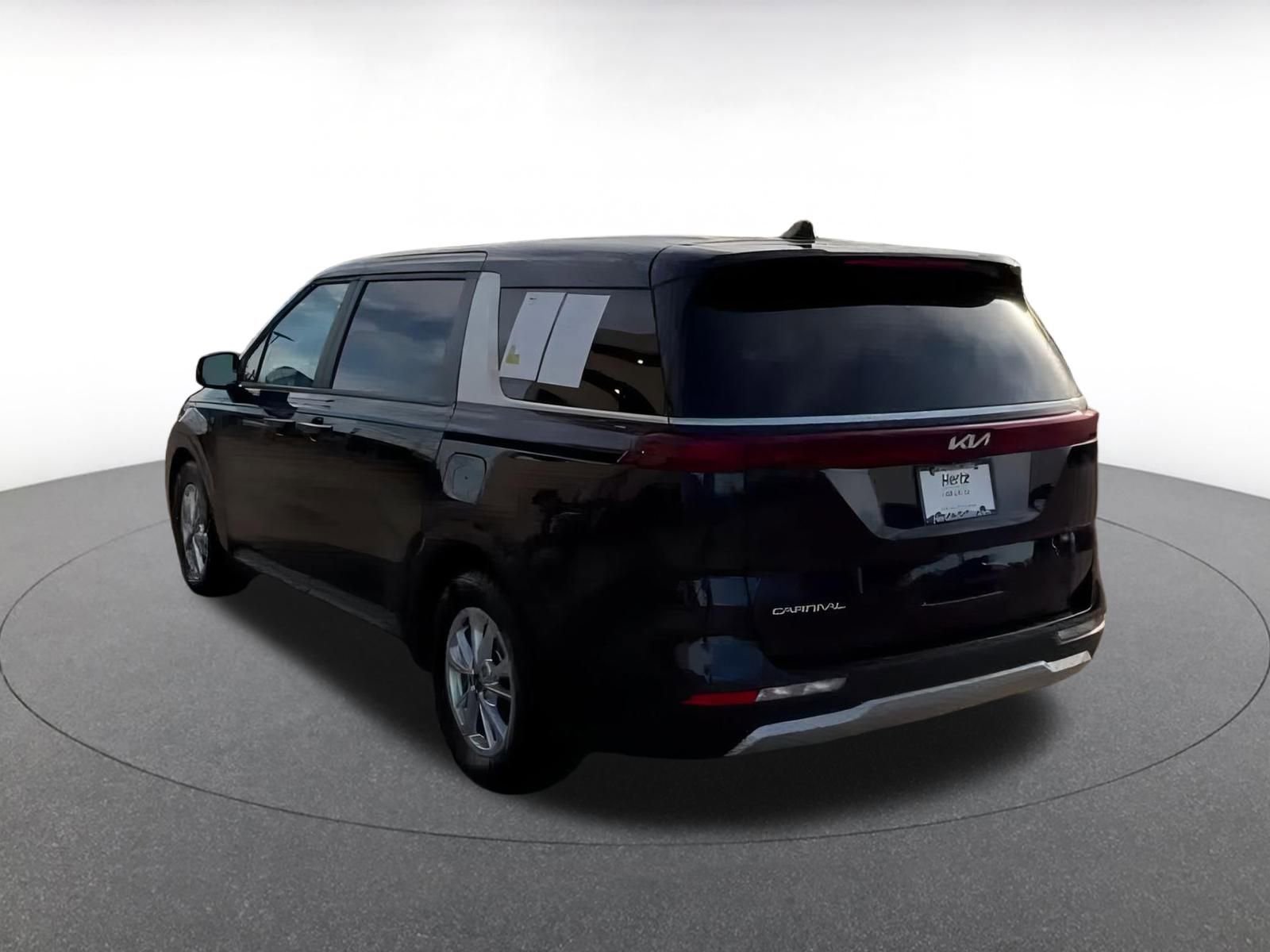 Thumbnail: 2024 Kia Carnival - 11