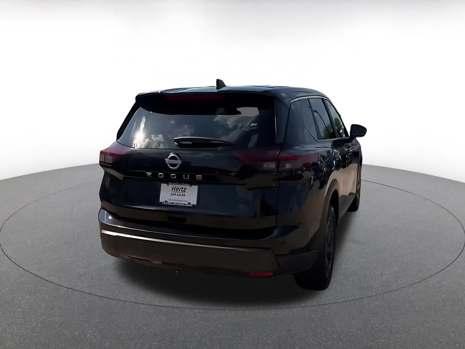 Thumbnail: 2025 Nissan Rogue - 14