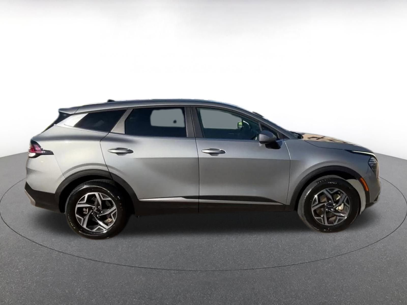 Thumbnail: 2024 Kia Sportage - 15