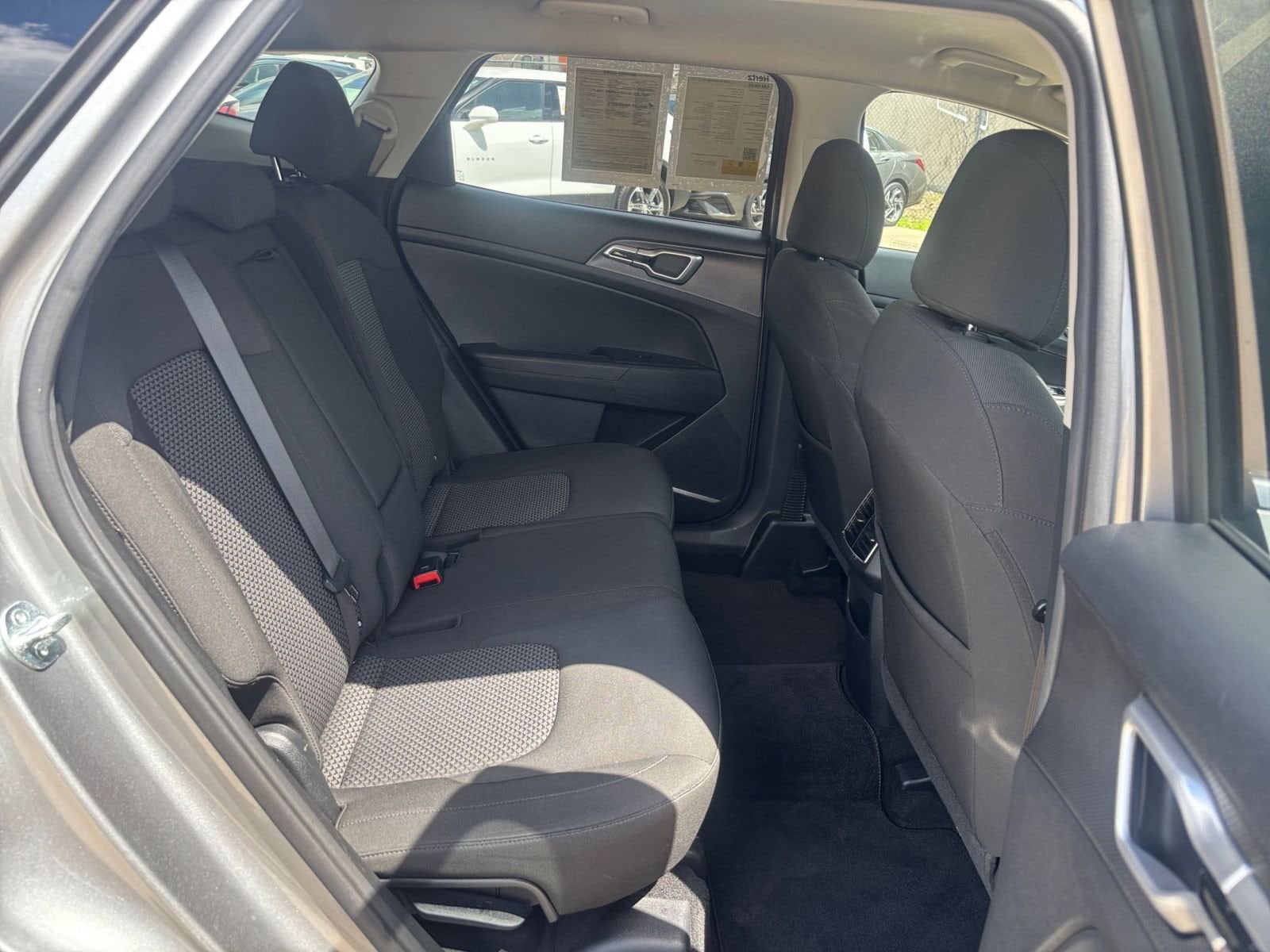 Thumbnail: 2024 Kia Sportage - 24