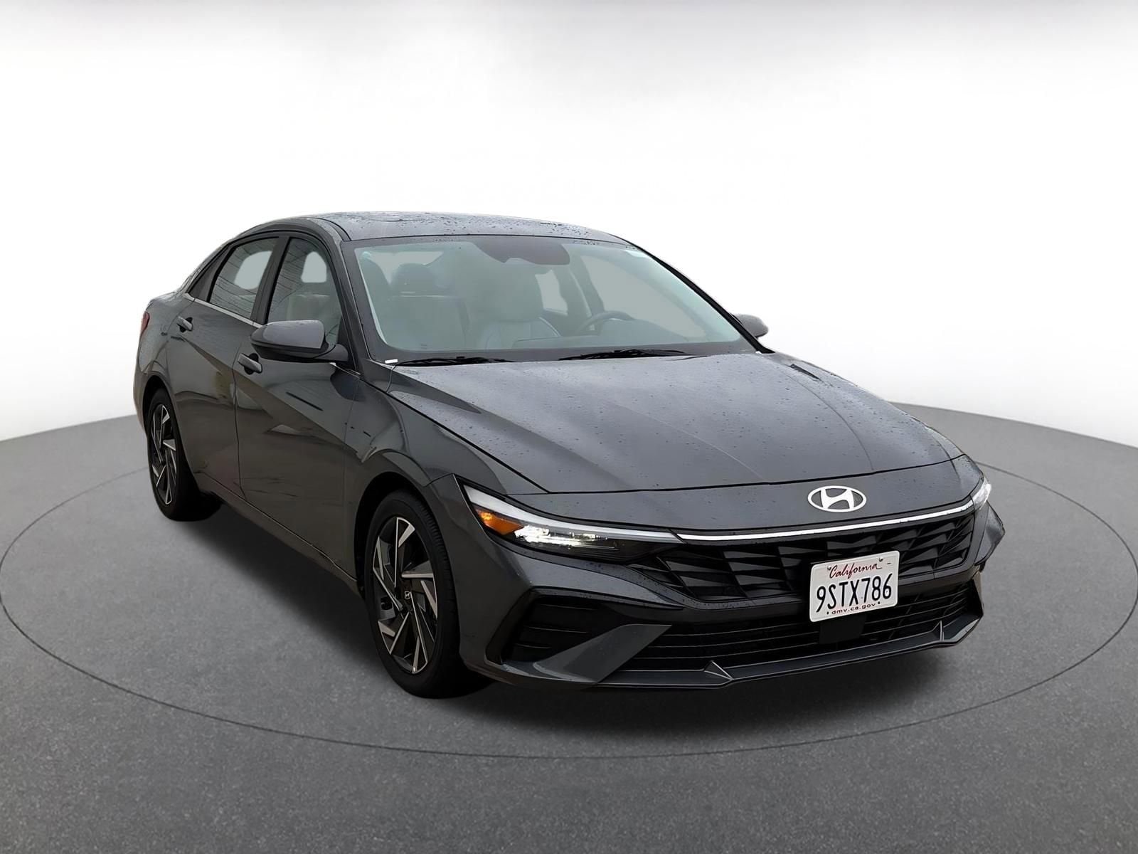 Thumbnail: 2025 Hyundai Elantra - 1