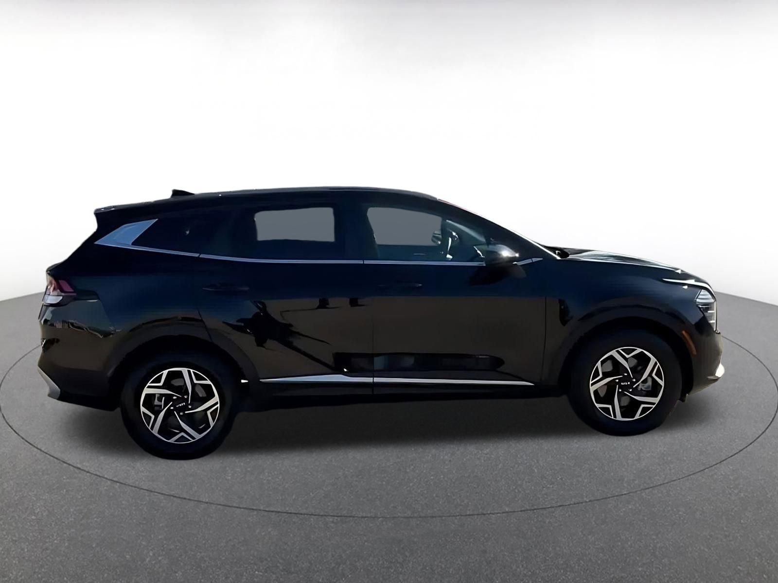 Thumbnail: 2025 Kia Sportage - 16