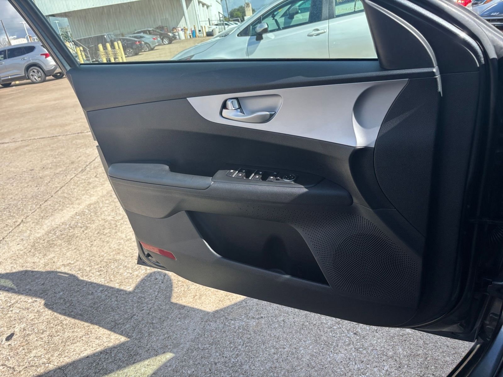 Thumbnail: 2024 Kia Forte - 20