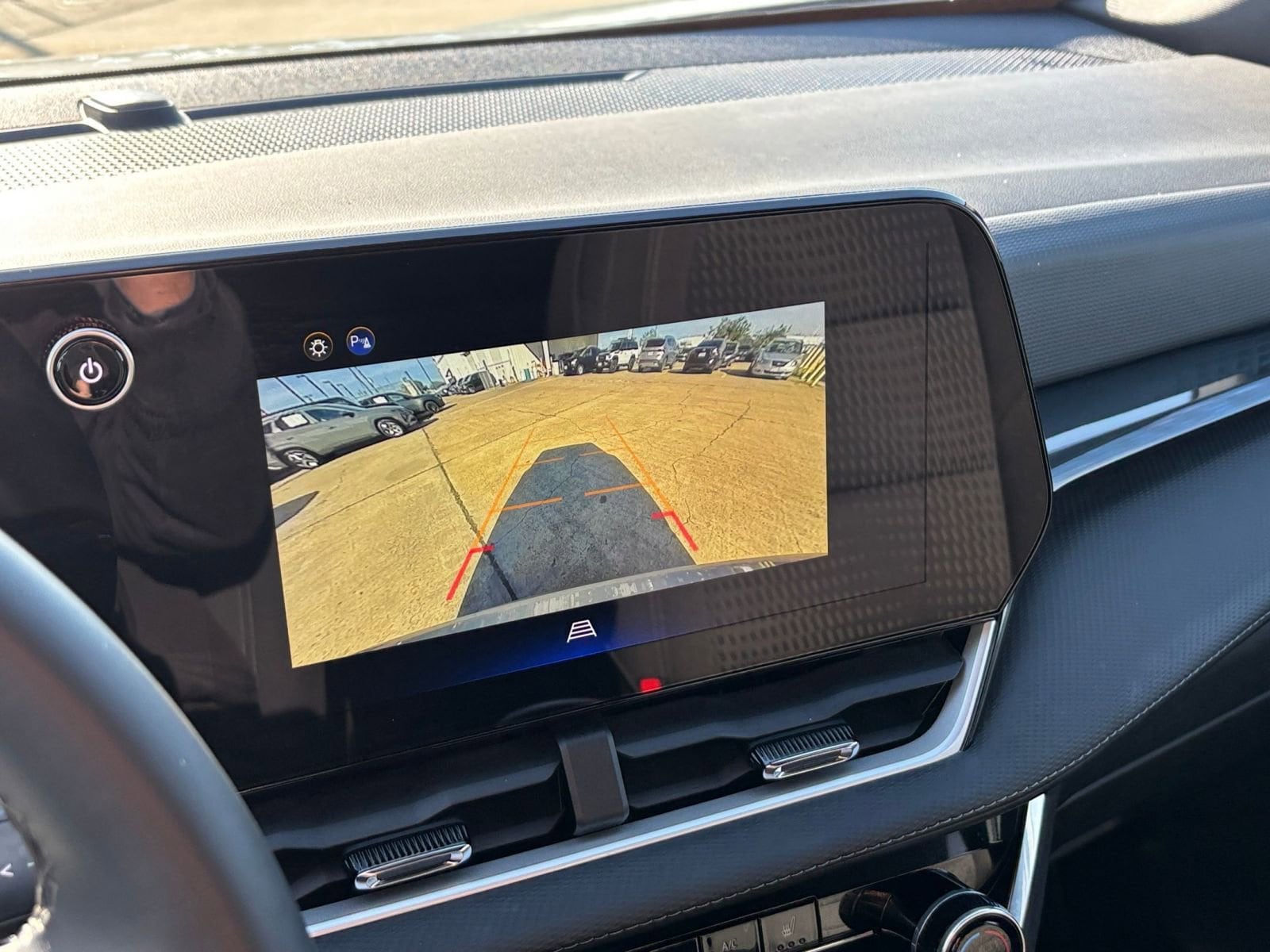 Thumbnail: 2025 Chevrolet Equinox - 17