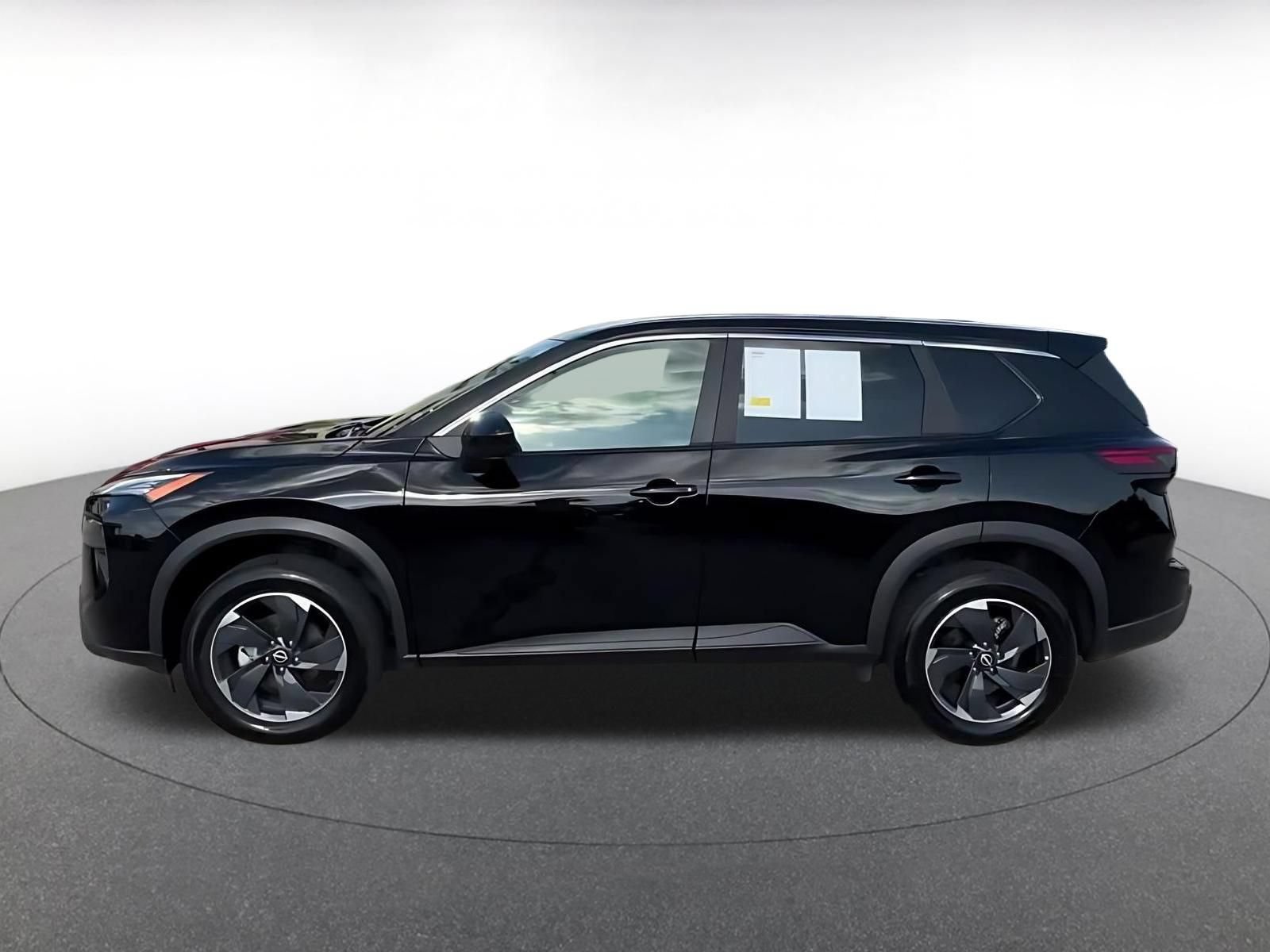 Thumbnail: 2025 Nissan Rogue - 9