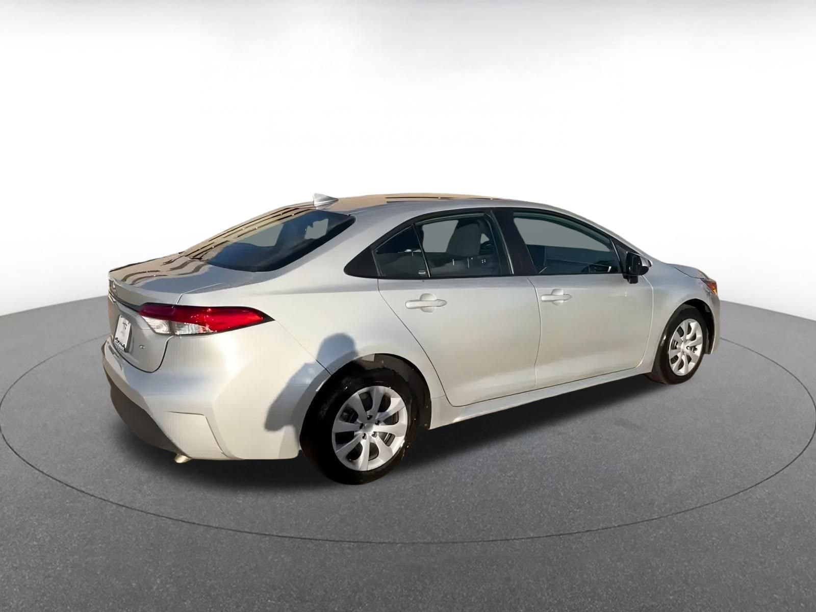 Thumbnail: 2025 Toyota Corolla - 11