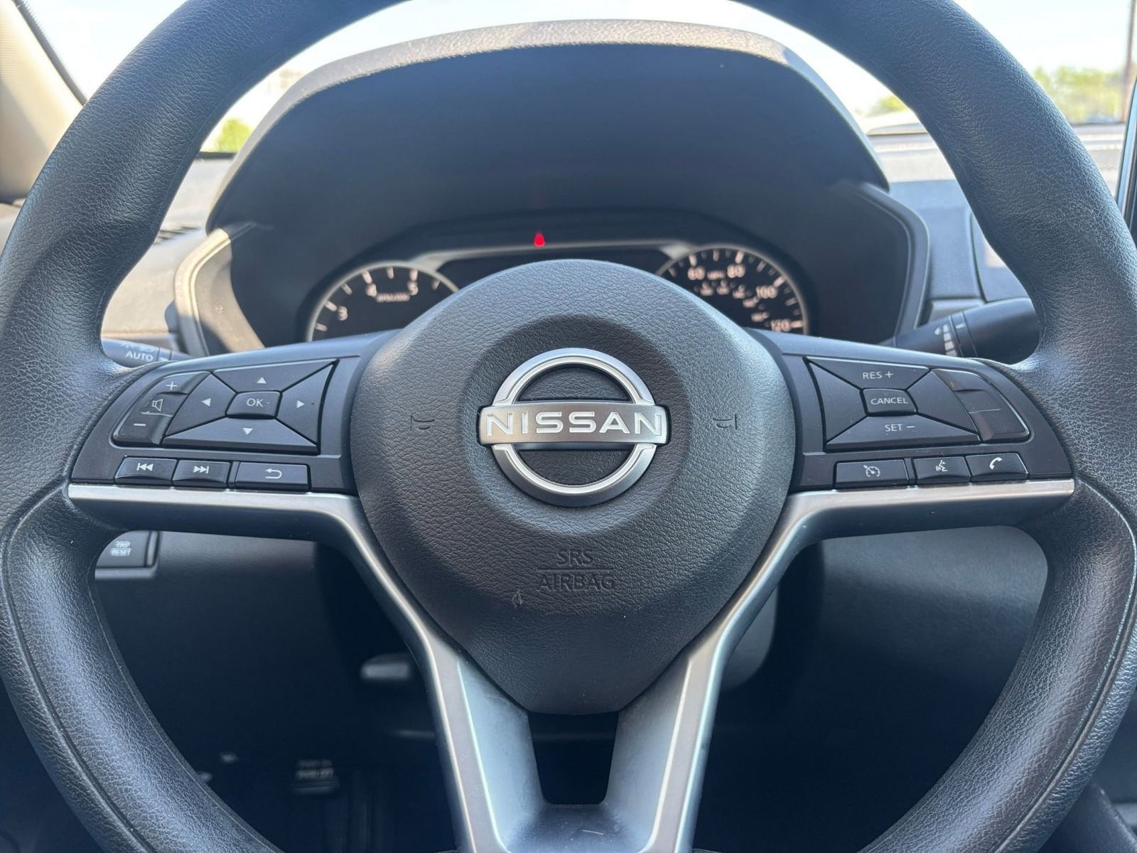 Thumbnail: 2025 Nissan Altima - 28