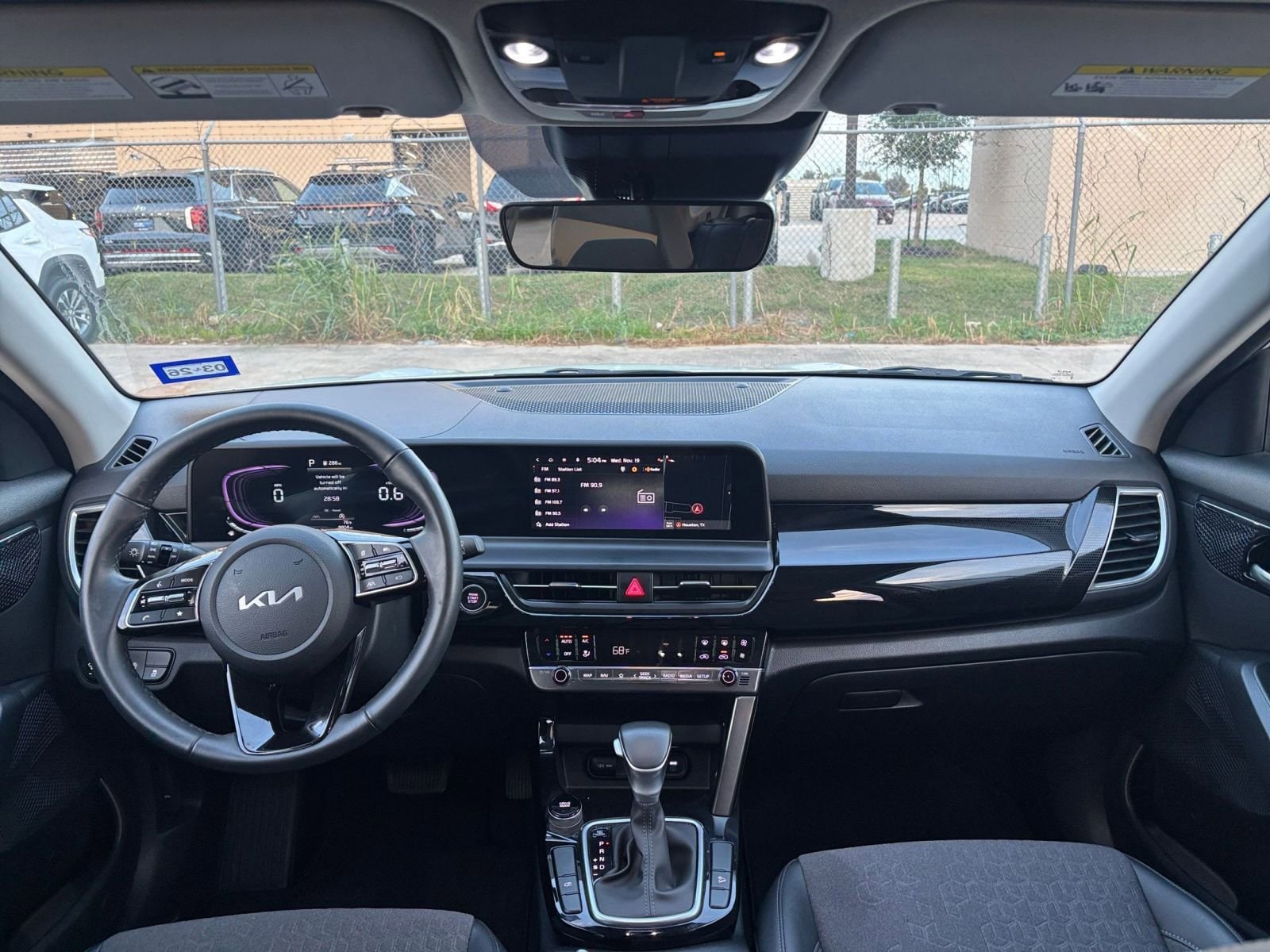 Thumbnail: 2025 Kia Seltos - 32