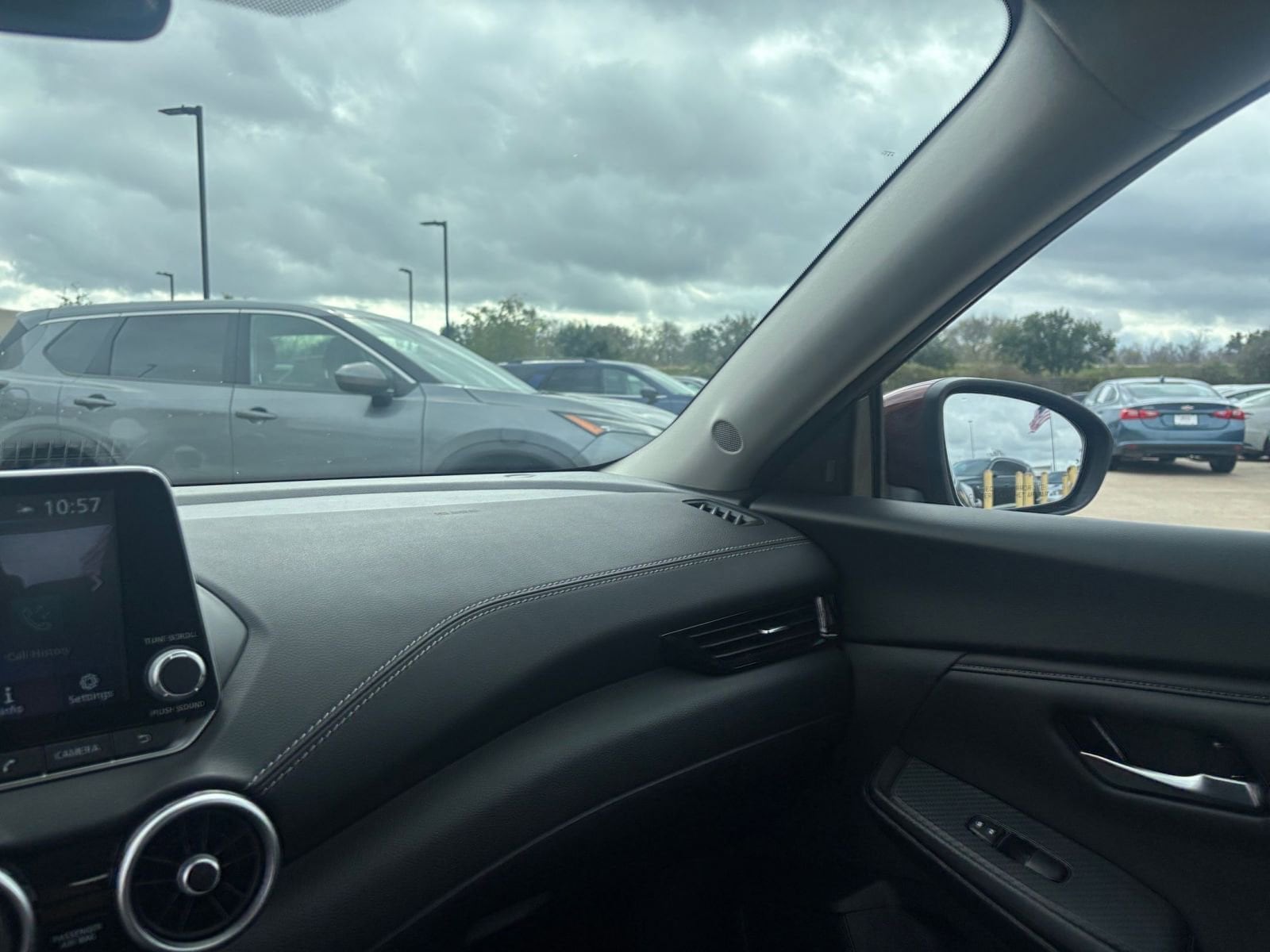 Thumbnail: 2025 Nissan Sentra - 33