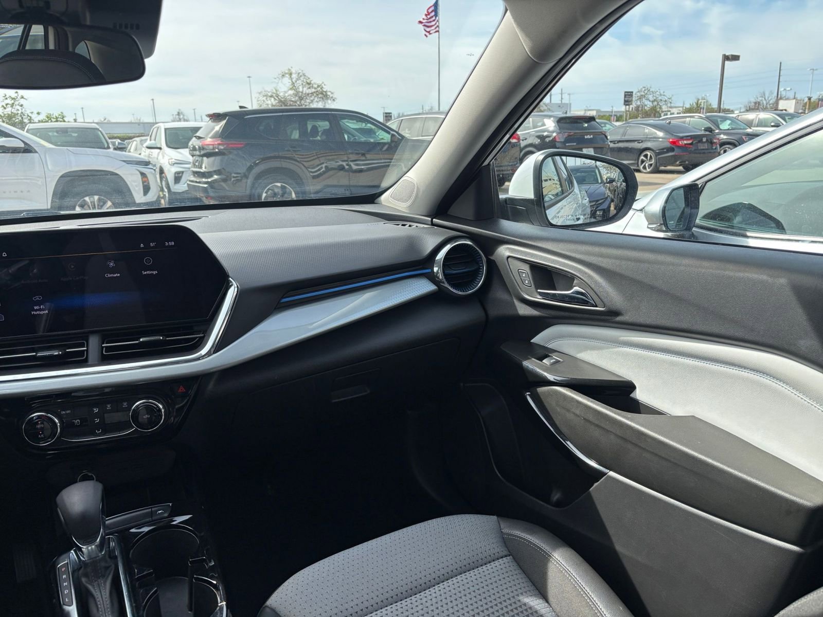 Thumbnail: 2025 Chevrolet Trax - 34