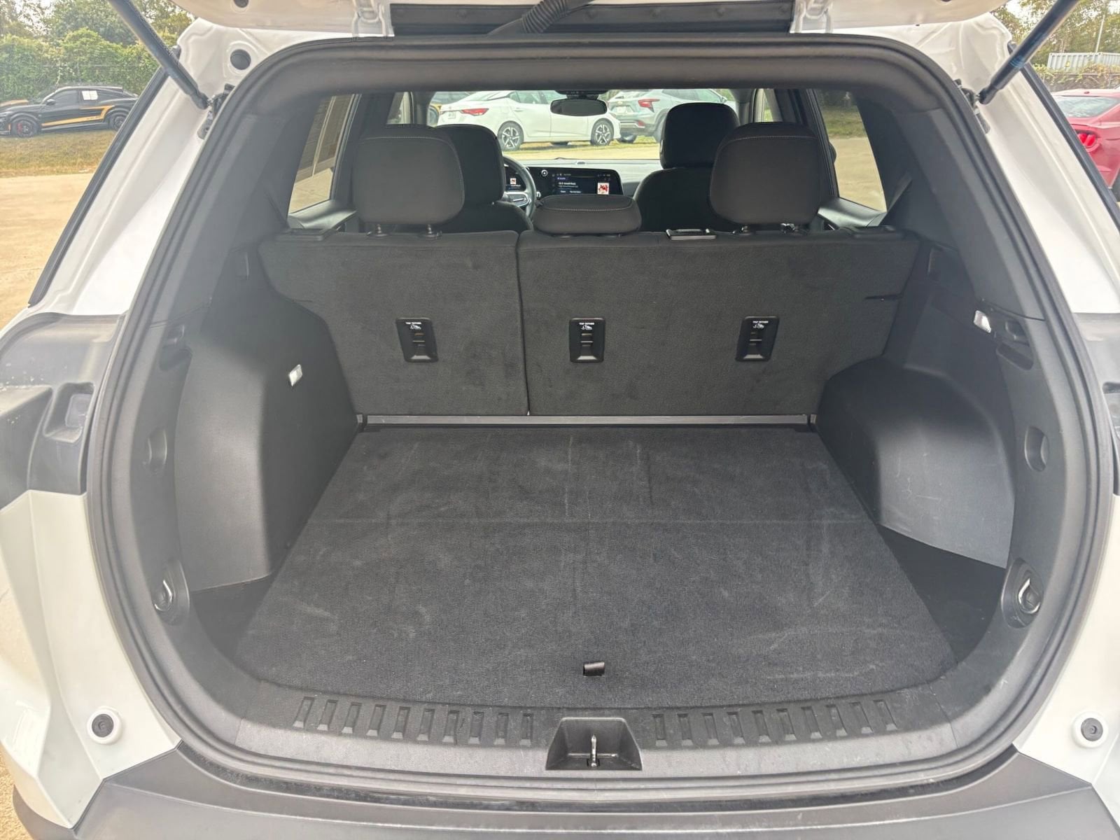 Thumbnail: 2025 Chevrolet Equinox - 29