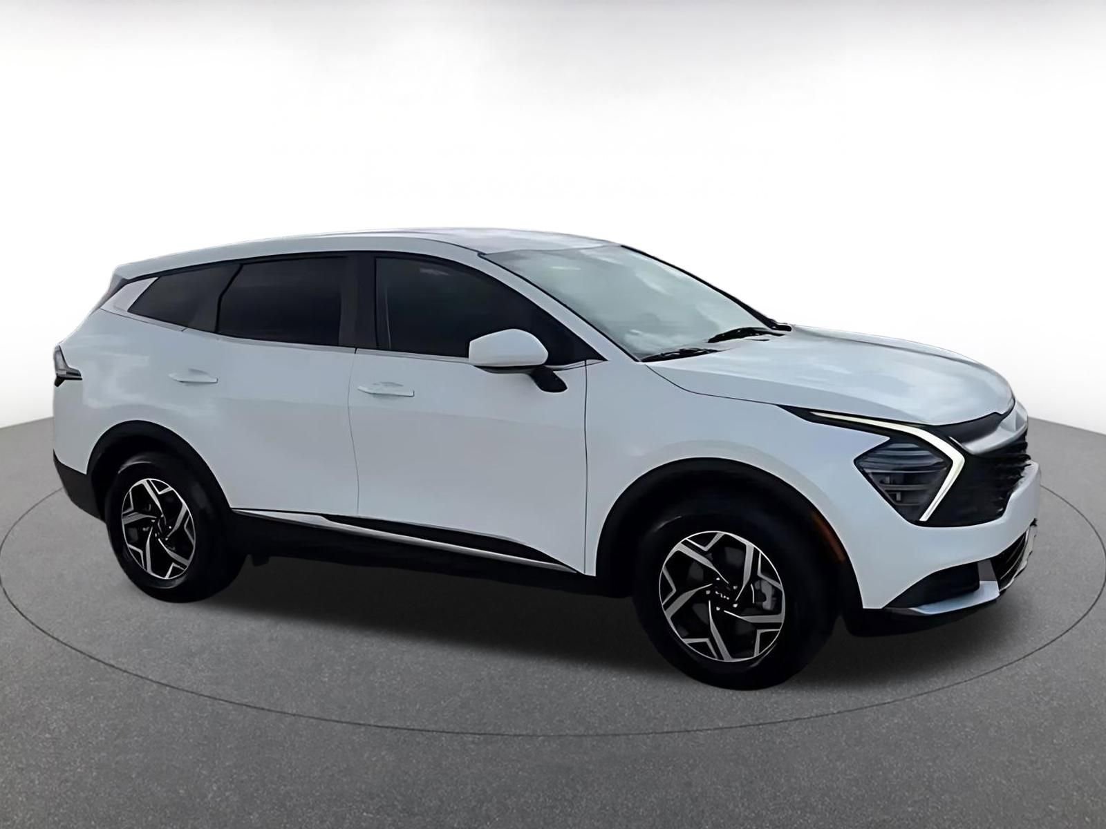 Thumbnail: 2025 Kia Sportage - 16