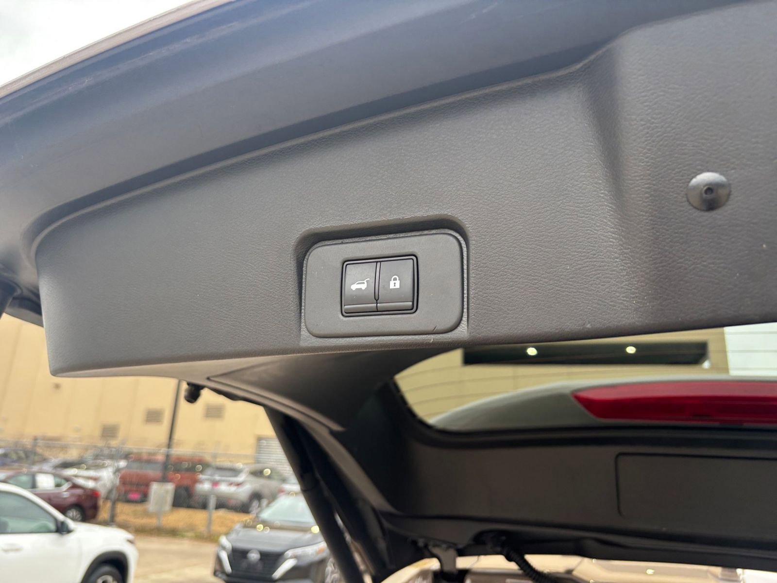 Thumbnail: 2025 Nissan Rogue - 23