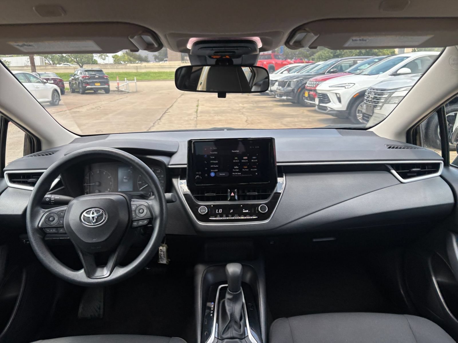 Thumbnail: 2025 Toyota Corolla - 31