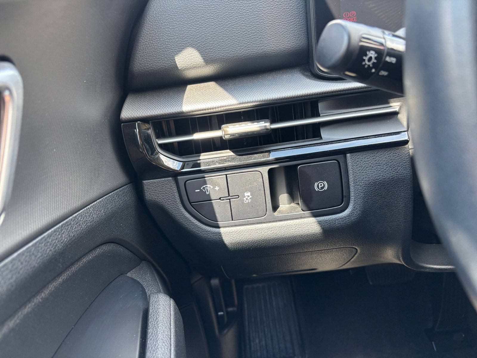Thumbnail: 2026 Kia Sportage - 33